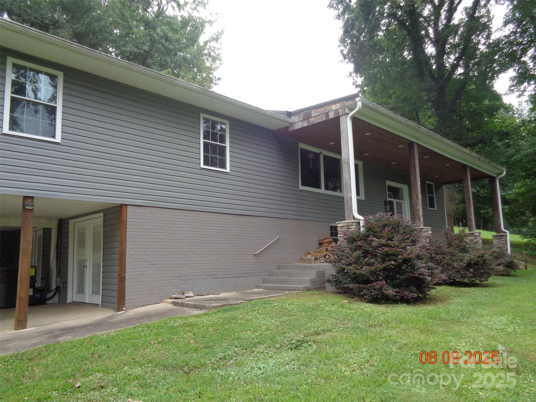 53 Forest Avenue Property Photo 1