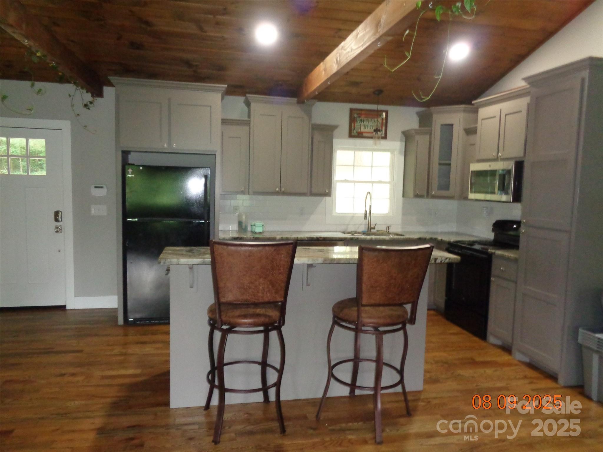 53 Forest Avenue Property Photo 6