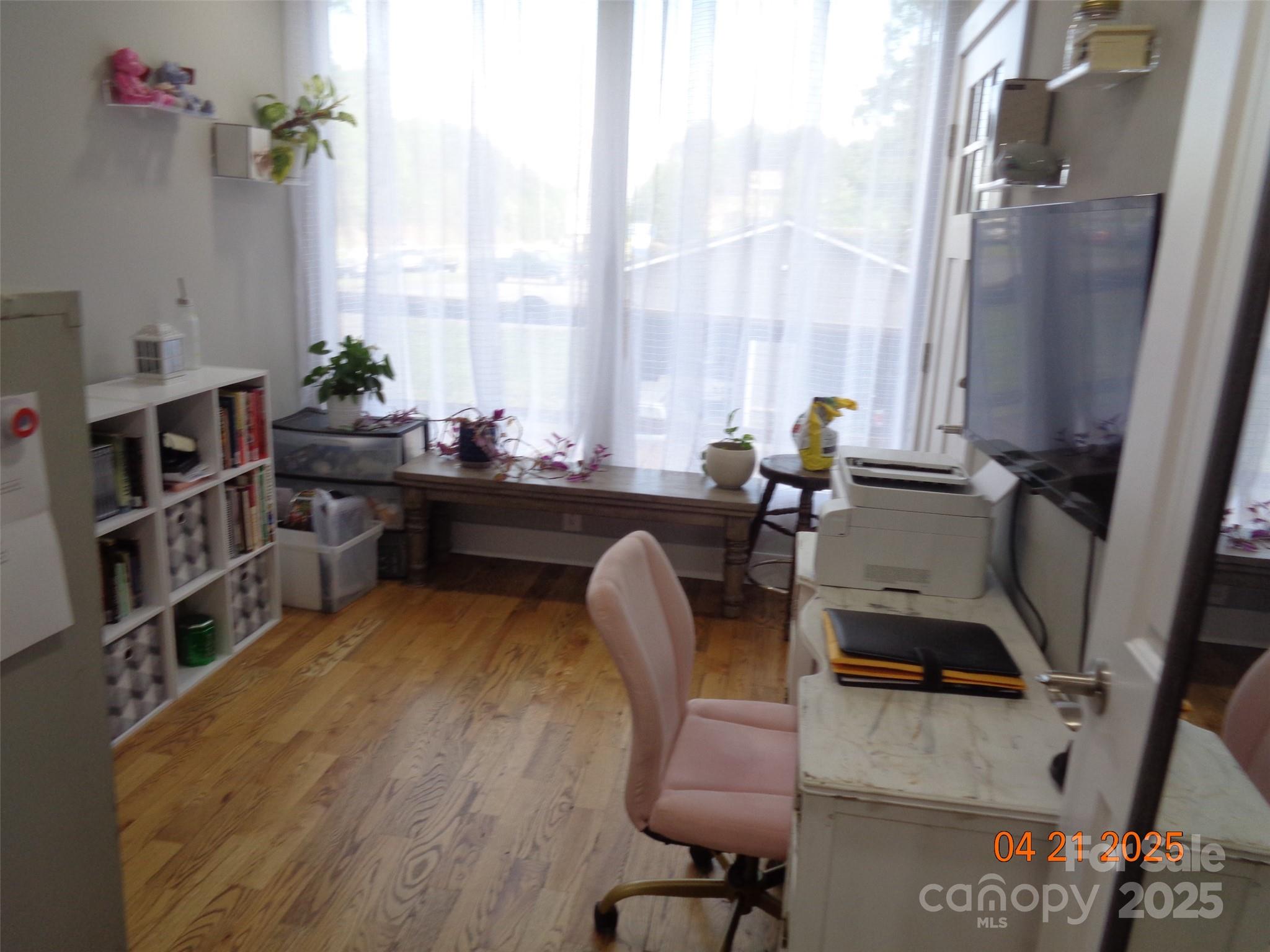 53 Forest Avenue Property Photo 14