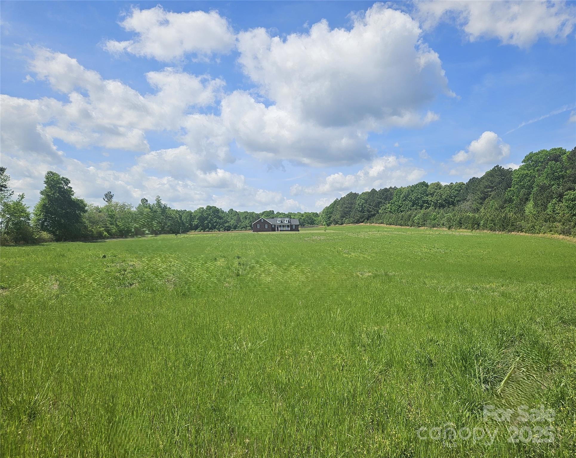 485 Hilltop Road Property Photo 3