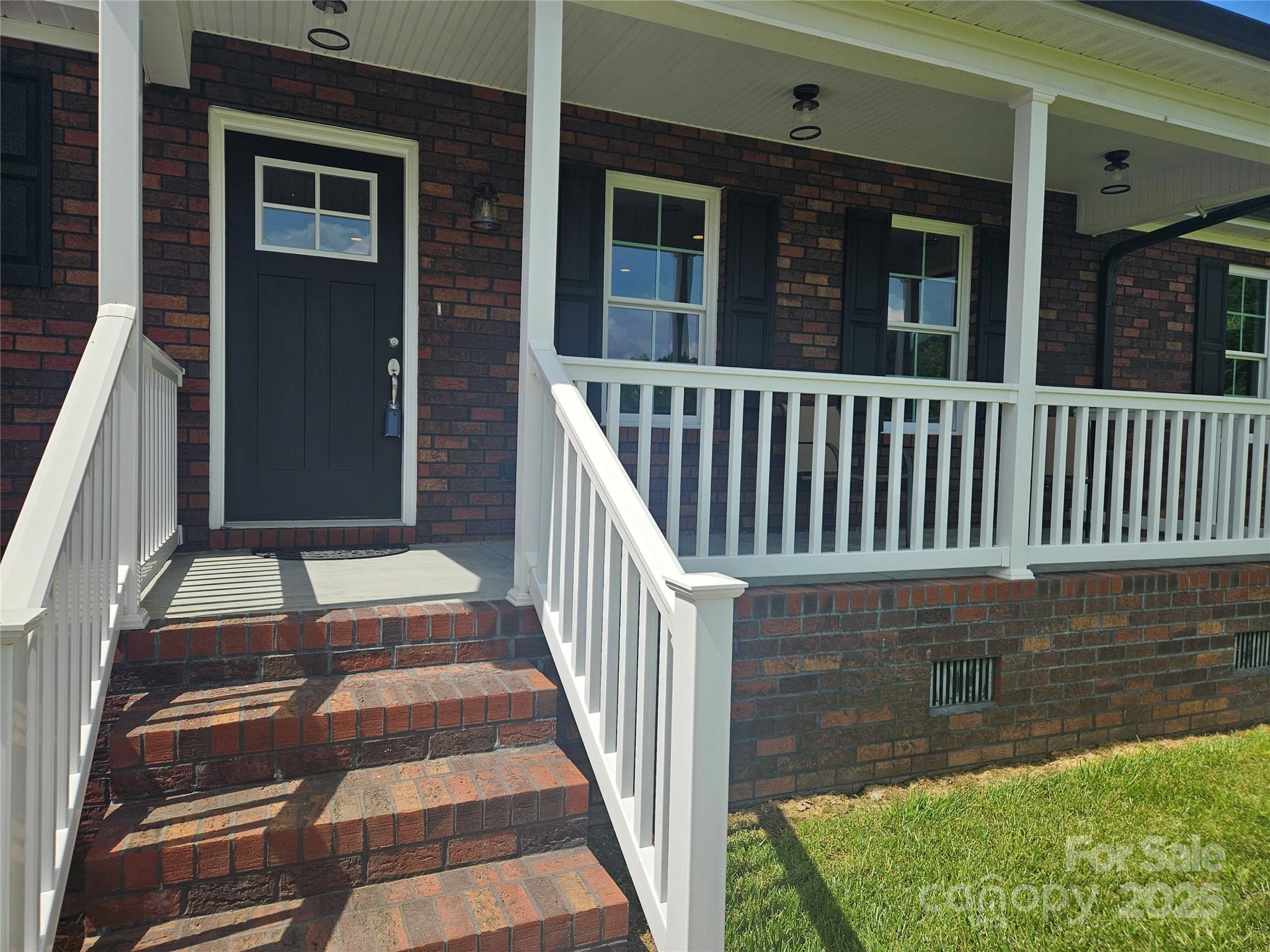 485 Hilltop Road Property Photo 5