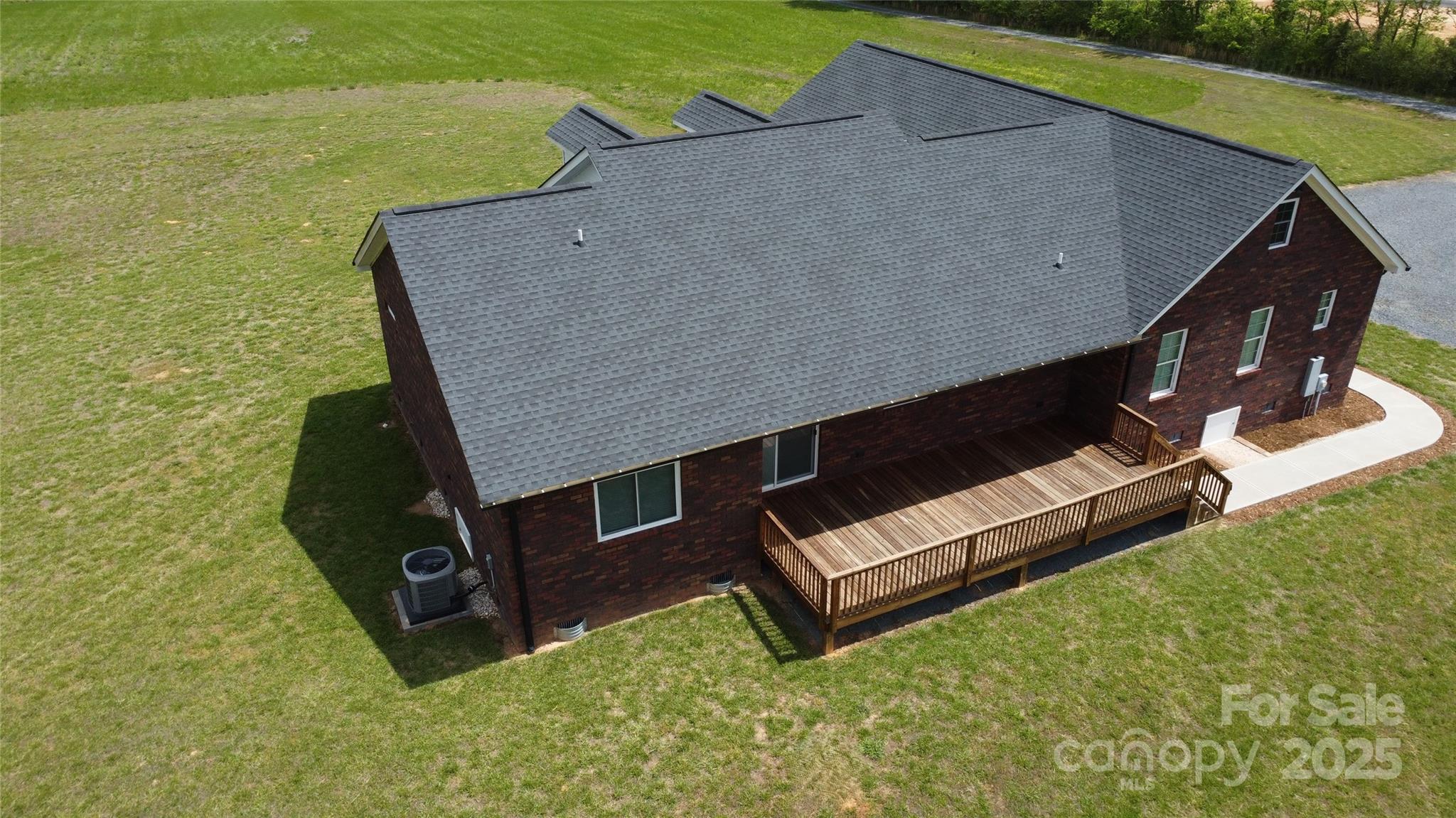 485 Hilltop Road Property Photo 31