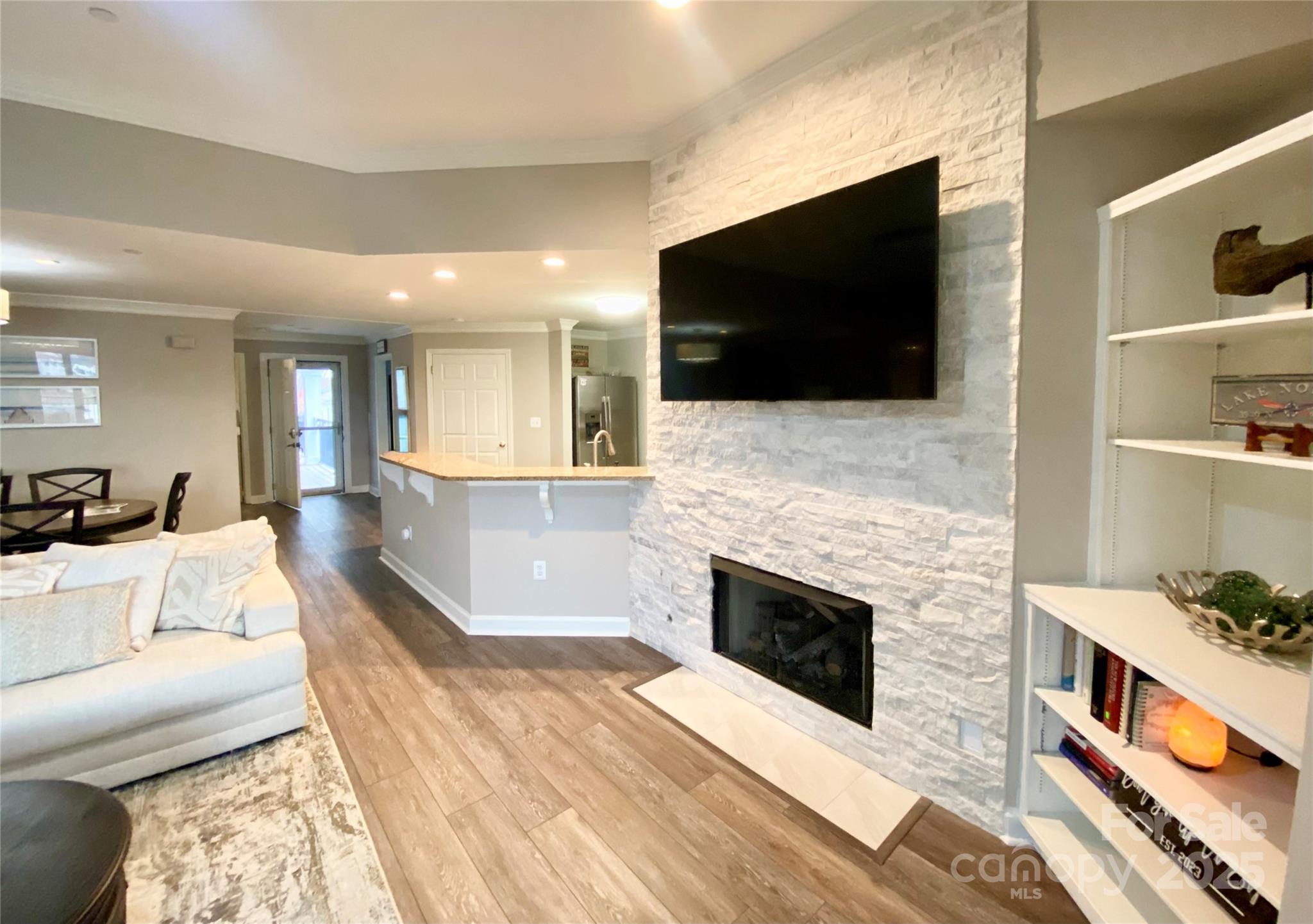 17810 Half Moon Lane L Property Photo 14