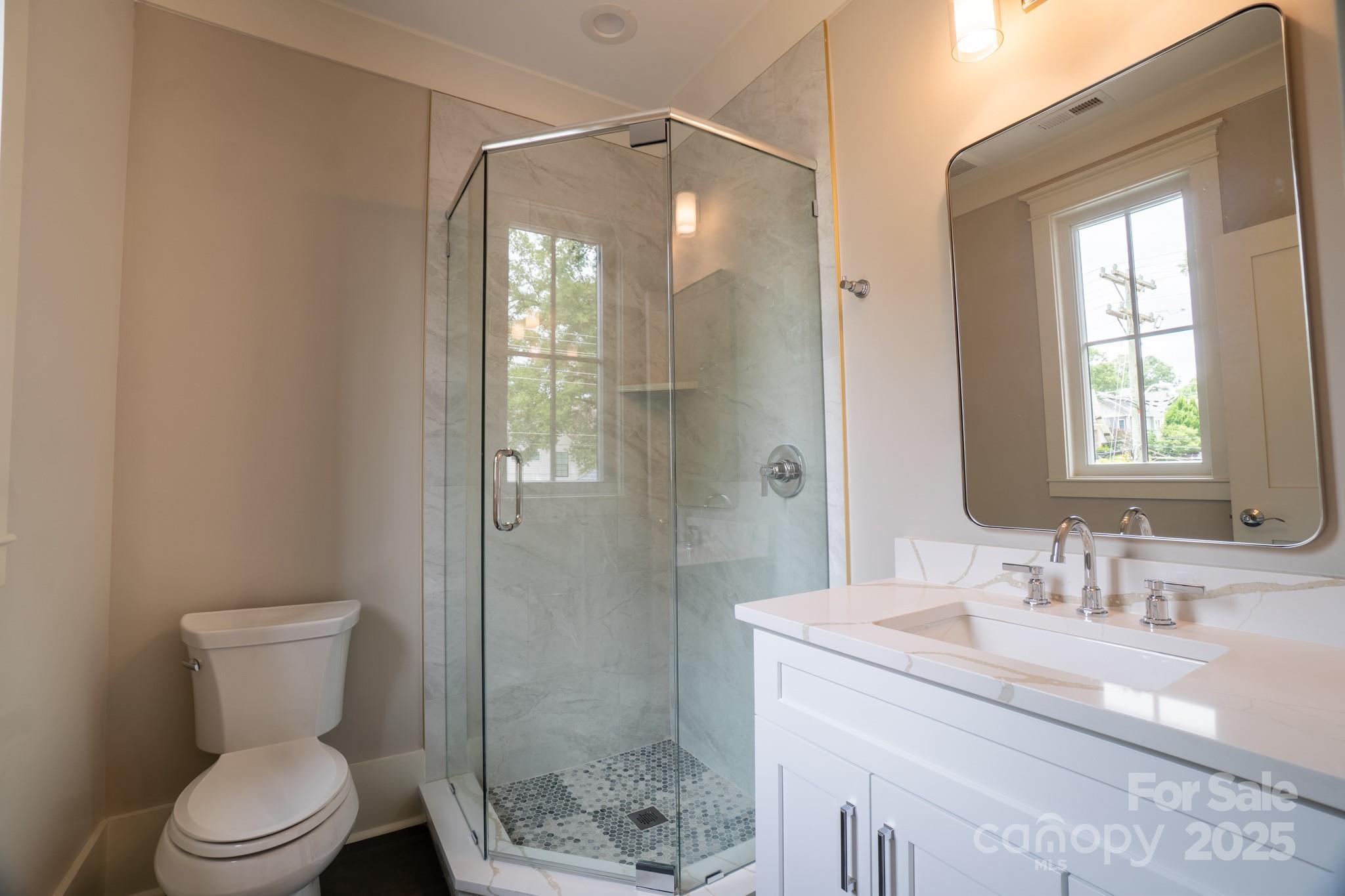 724 Ideal Way Property Photo 36