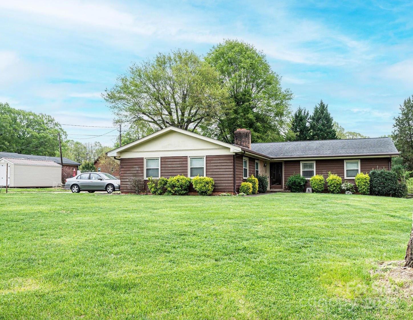 1025 Hefner Drive Property Photo