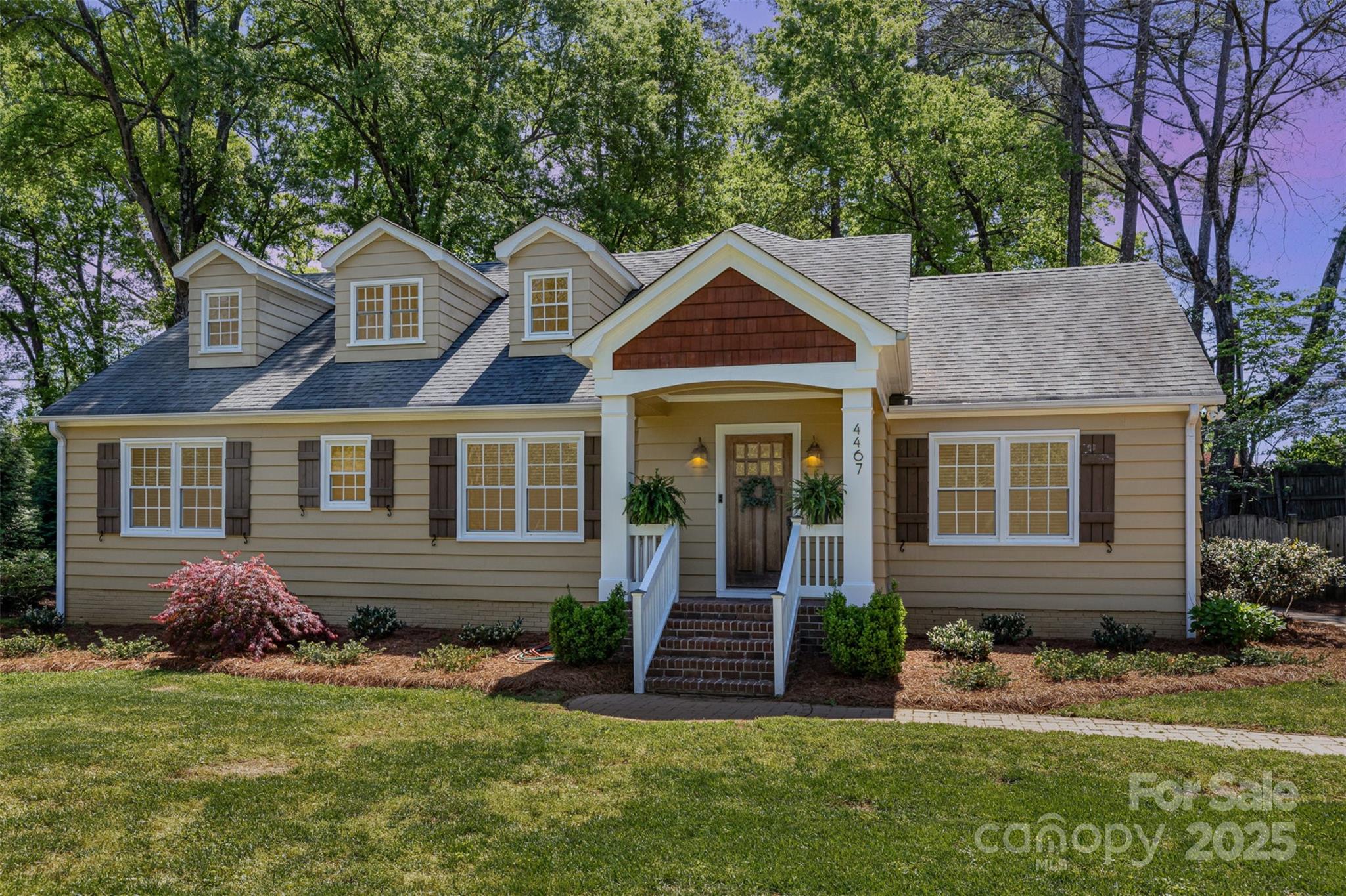 4467 Woodlark Lane Property Photo 1