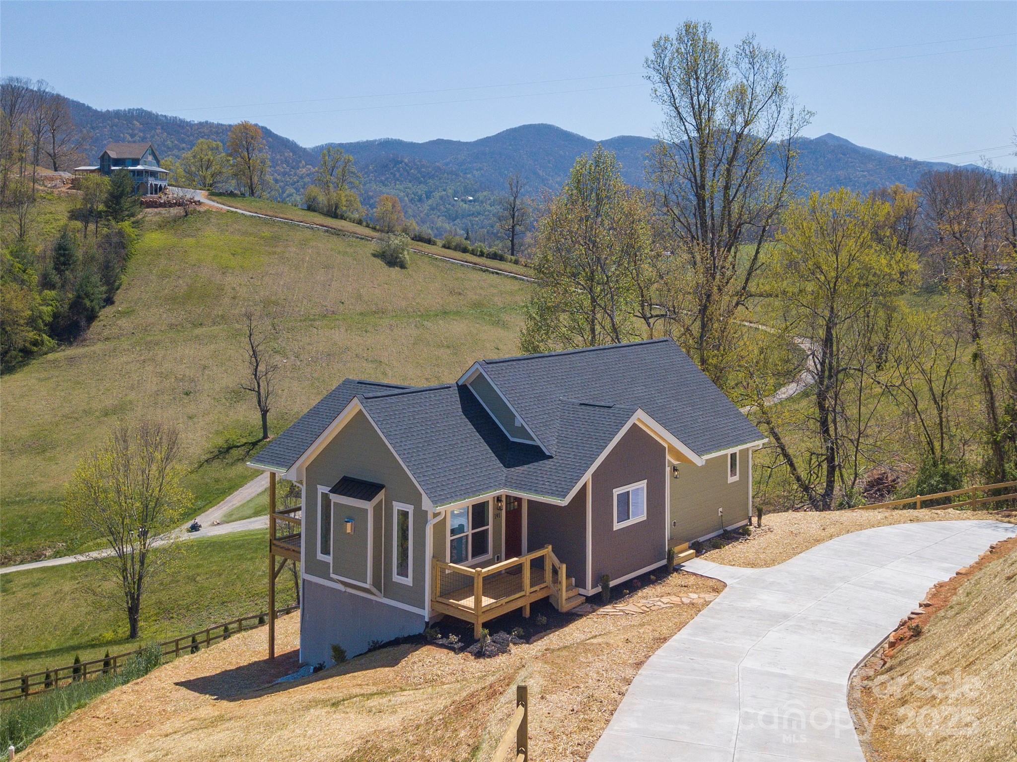191 Aster Ridge Drive Property Photo 1