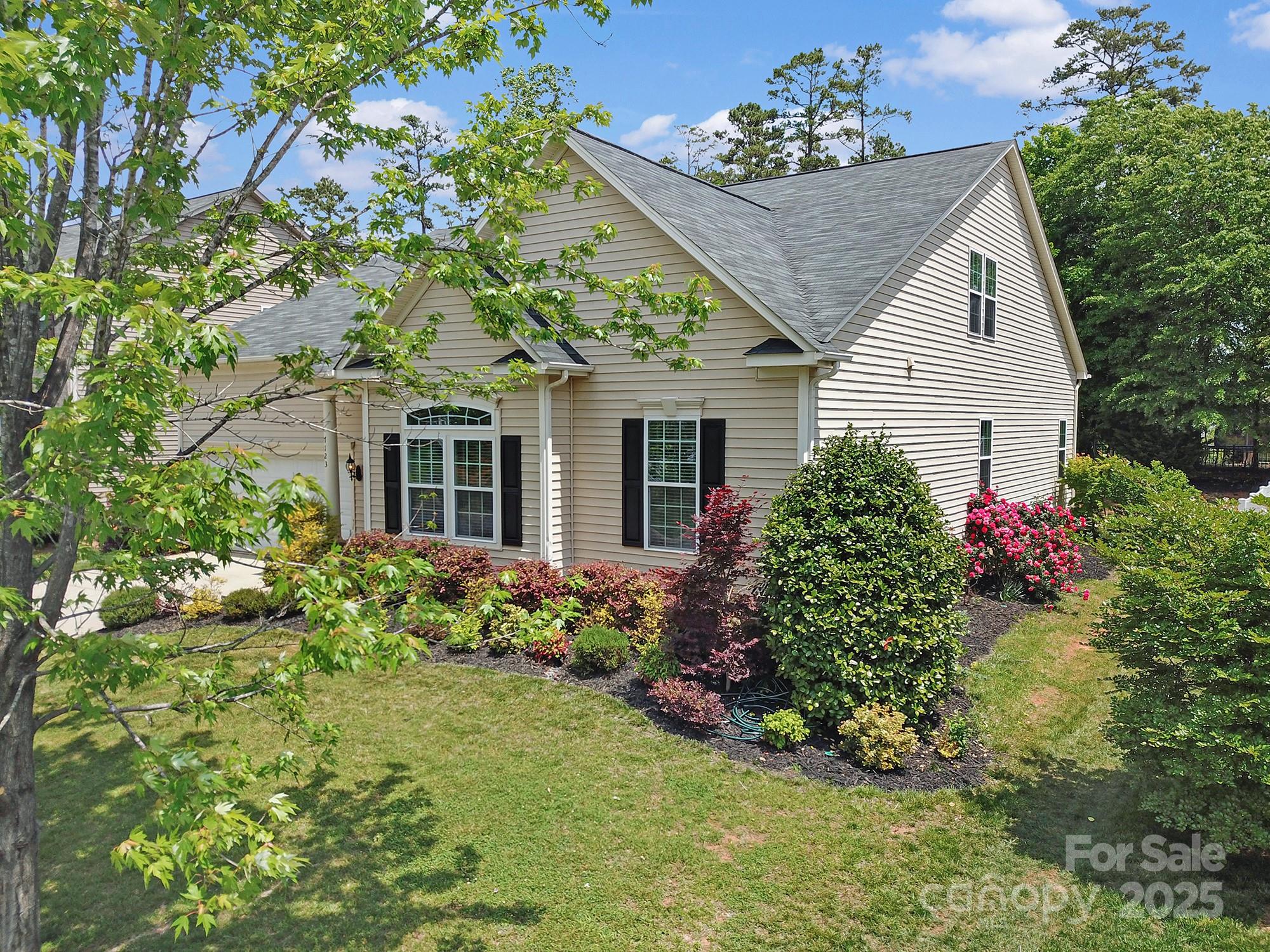 7123 Meyer Road Property Photo