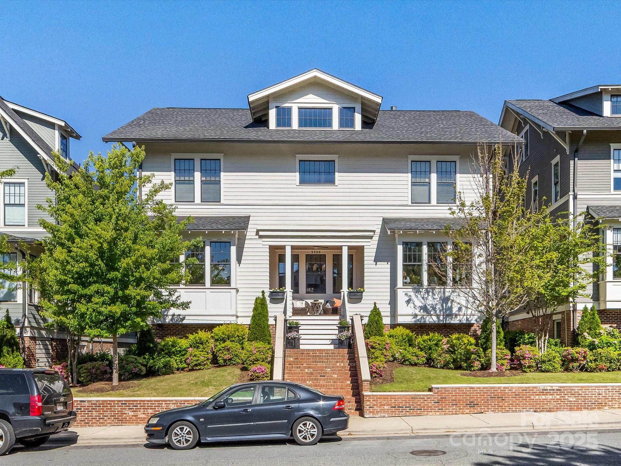 Real Estate Main Image