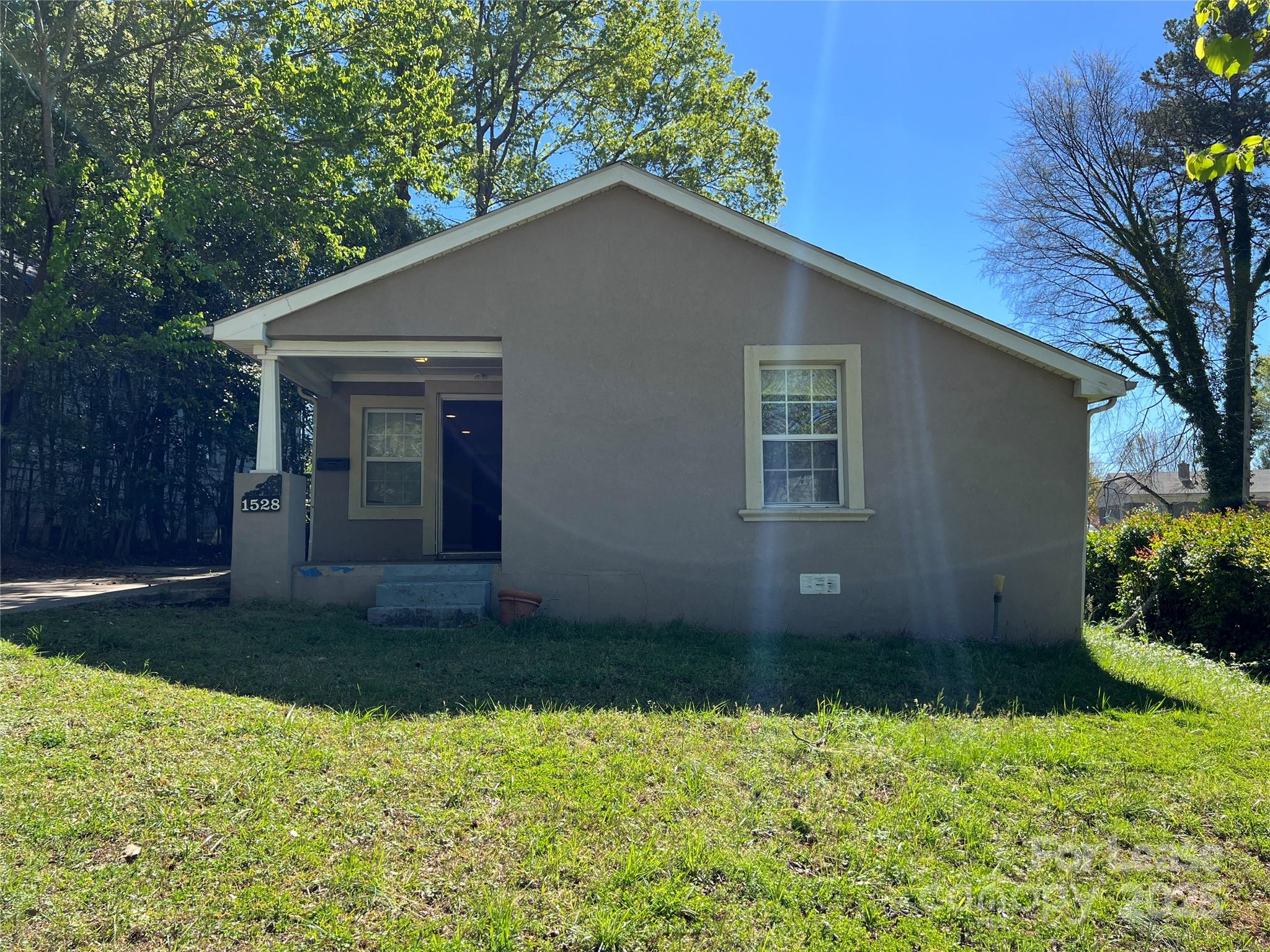 1528 Jennings Street Property Photo