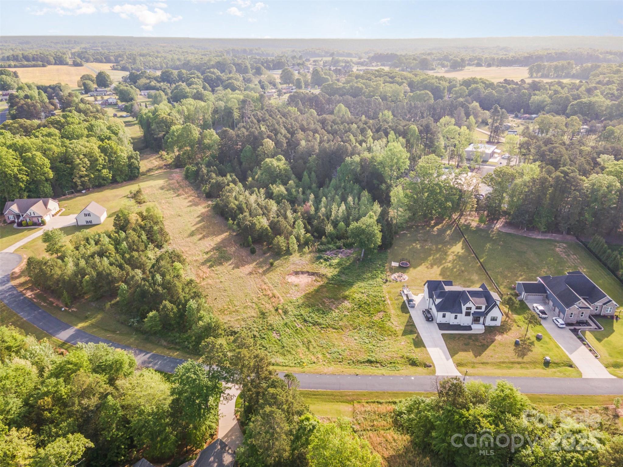 400 Forest View Drive Property Photo 1