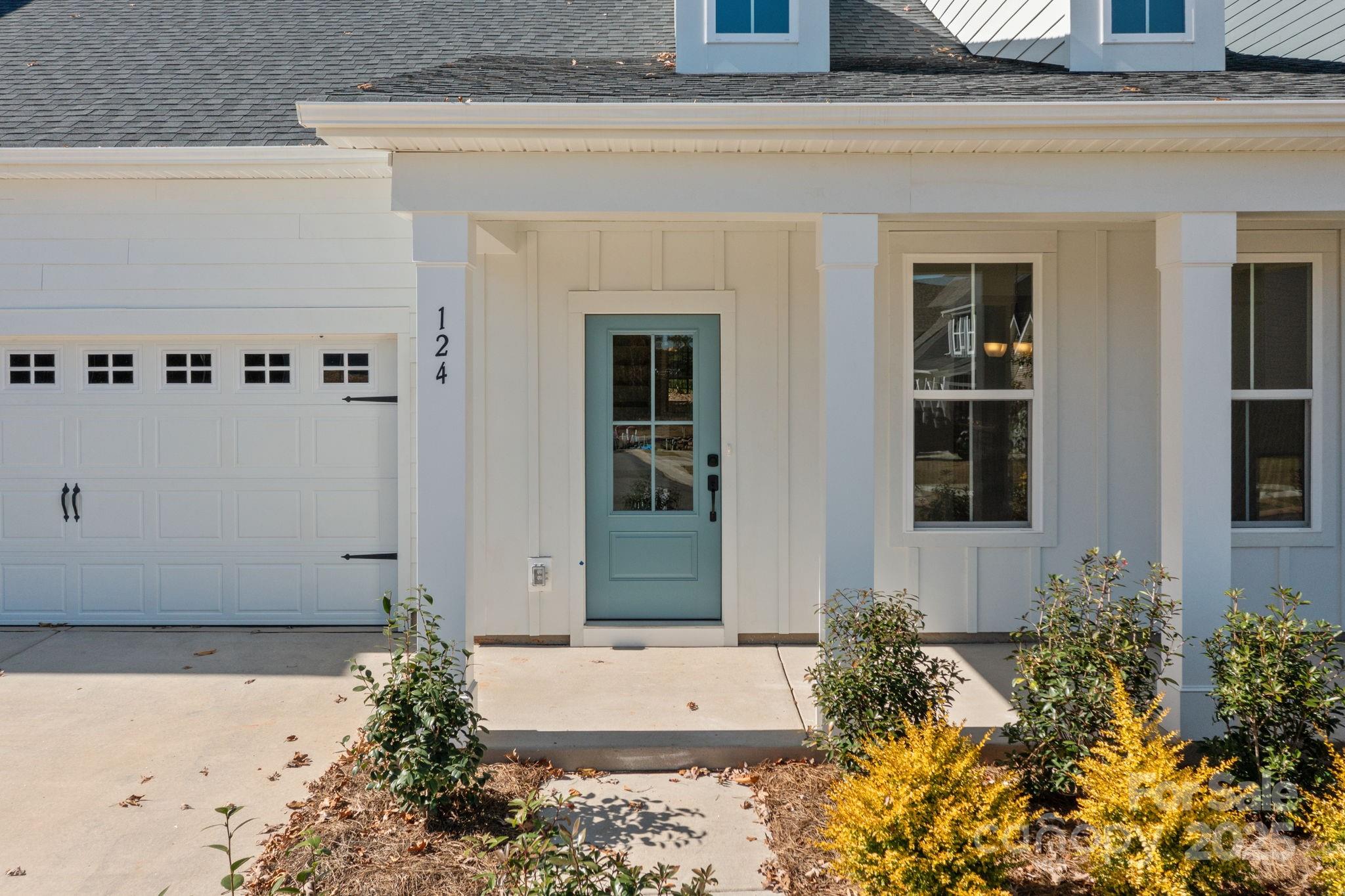 124 Canary Lane 7 Property Photo 1