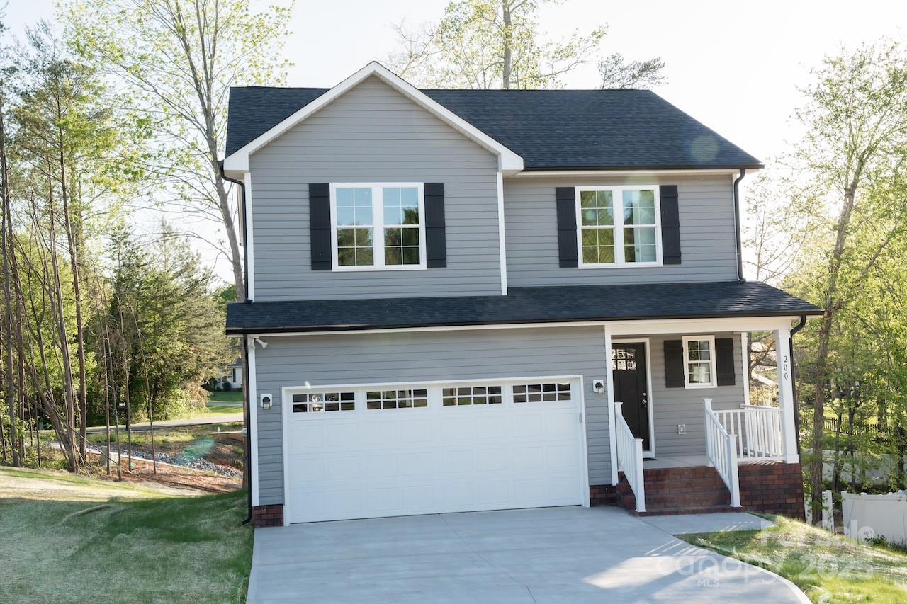200 N Kayla Drive Property Photo