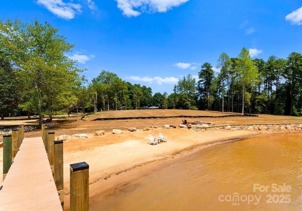 7928 Pine Cove Lane Property Photo 5