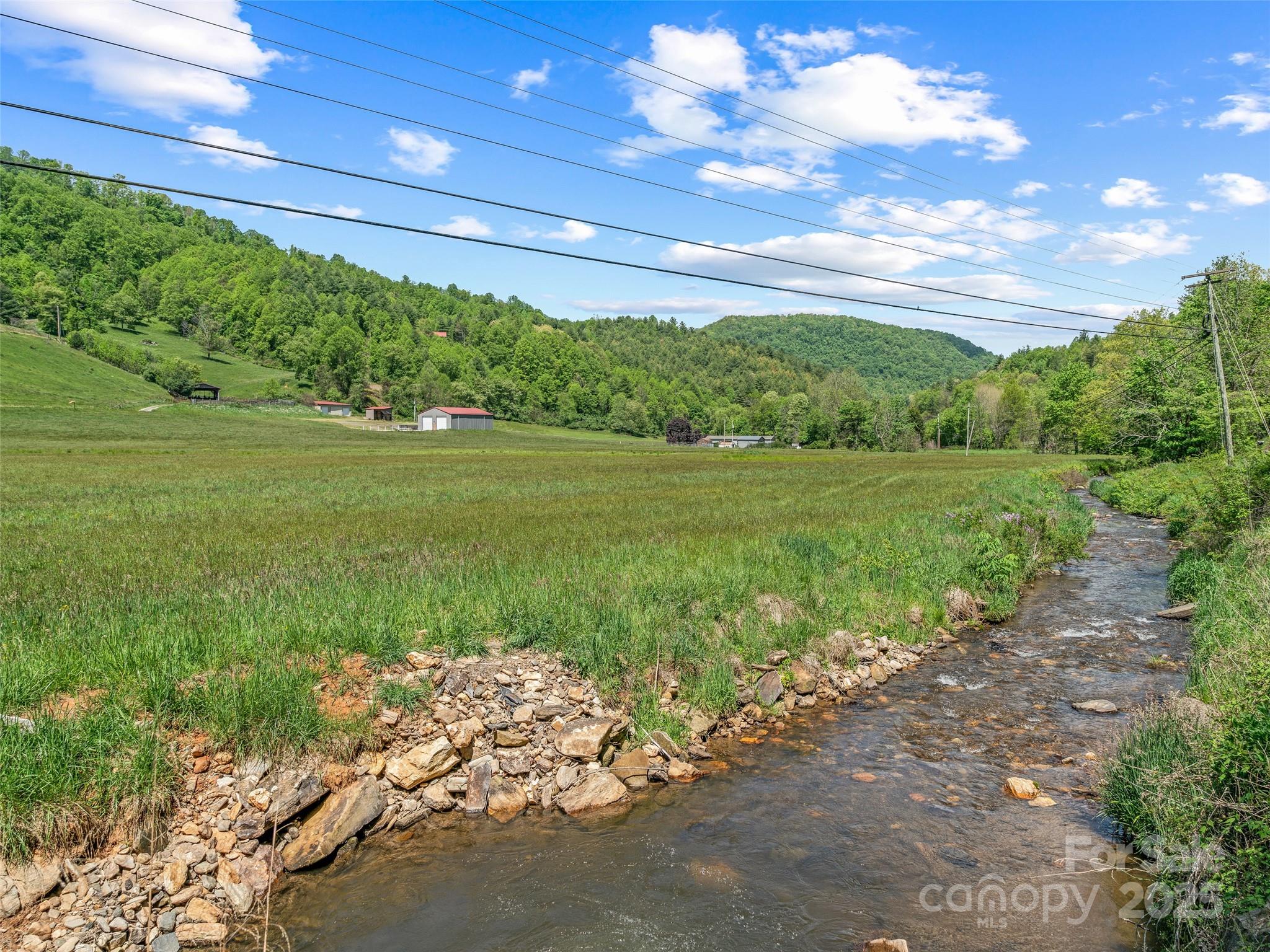 124 Shootout Lane Property Photo 17