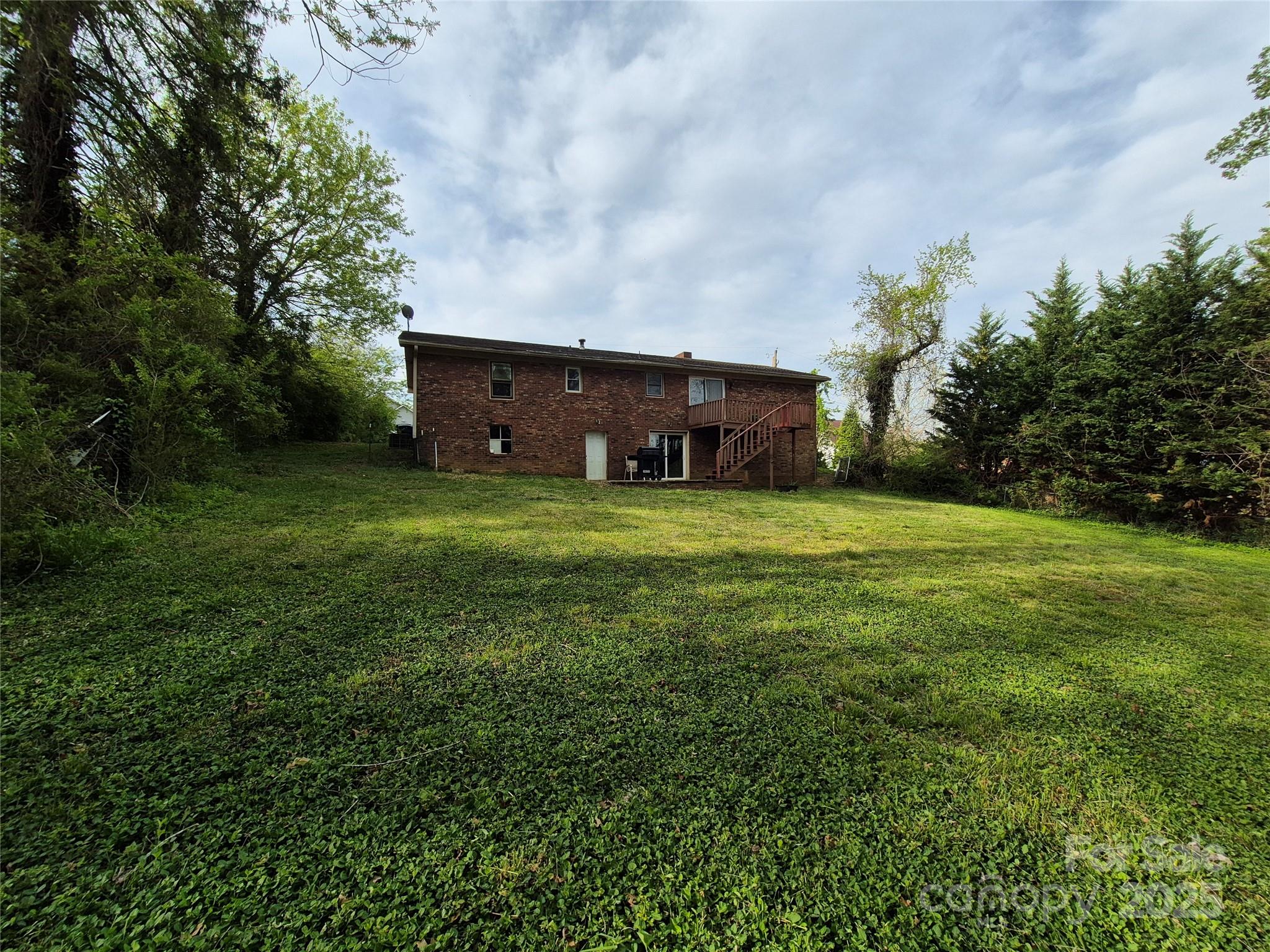 64 Round Top Road Property Photo 3