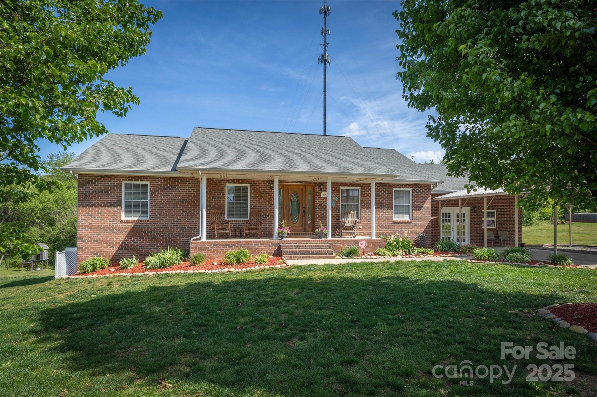 214 Excelsior Drive Property Photo
