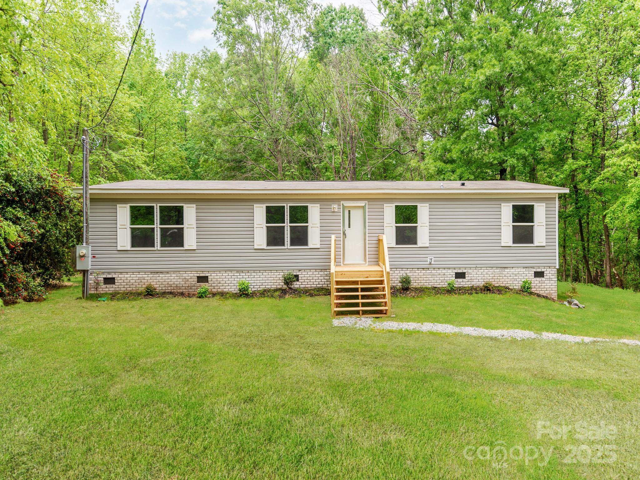 850 Deep Hollow Court Property Photo
