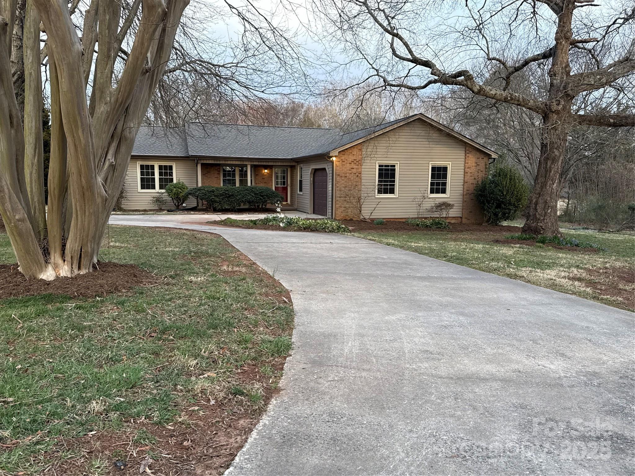 3498 Yorkland Drive Property Photo