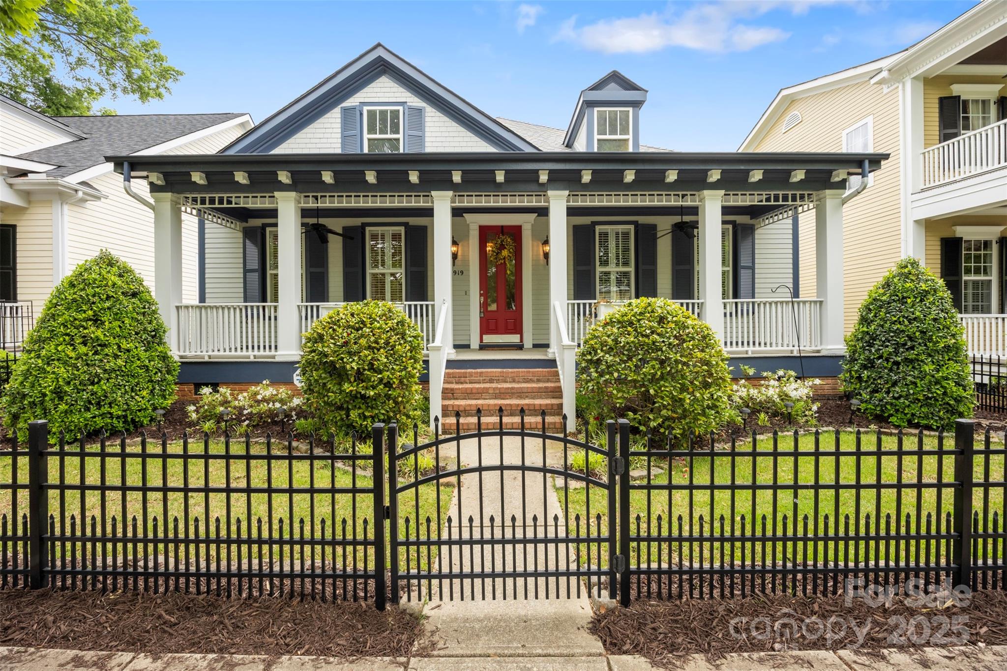 16919 Hedgerow Park Road 136 Property Photo