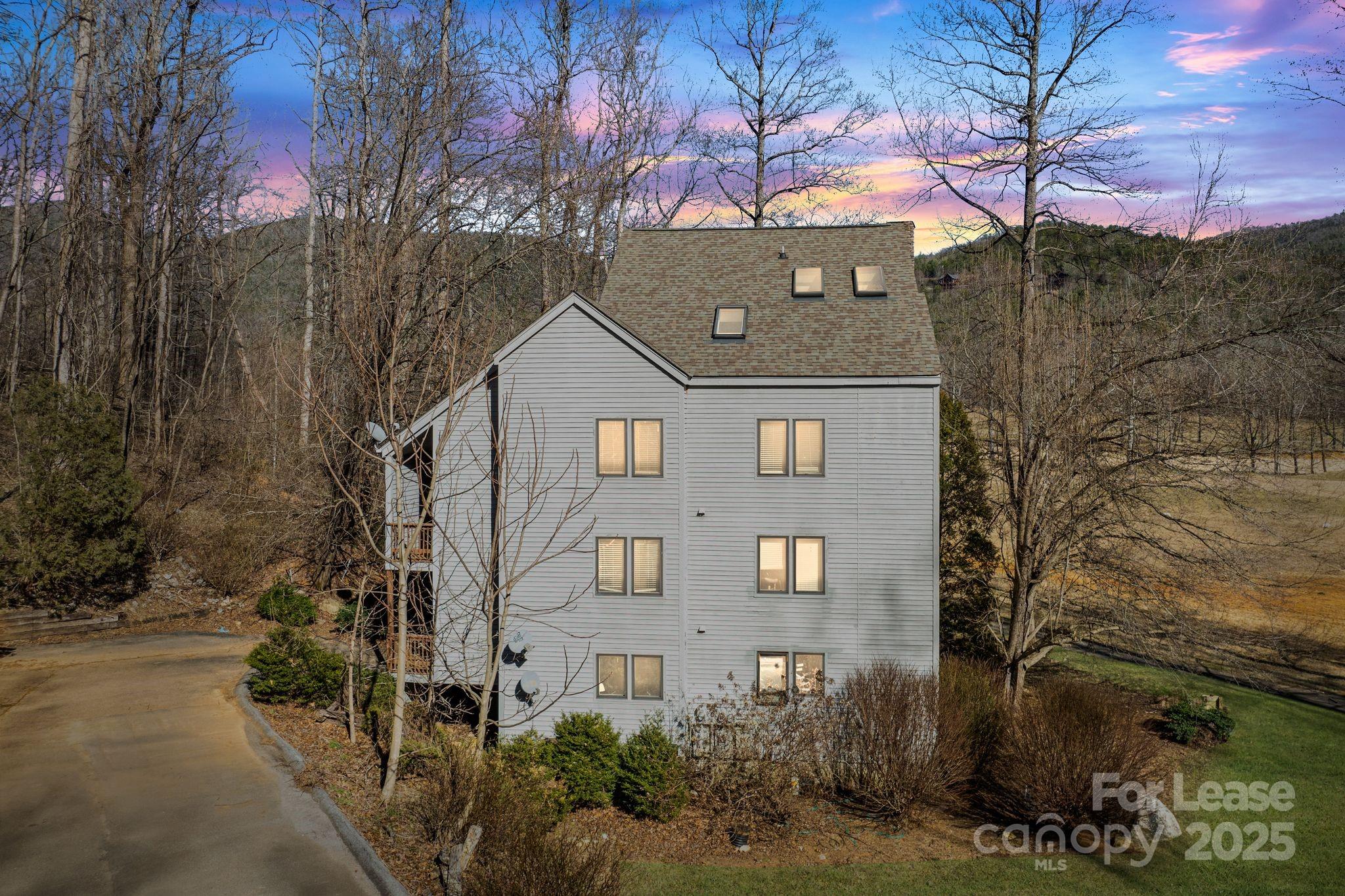 299 Blue Ridge Drive 1 Property Photo