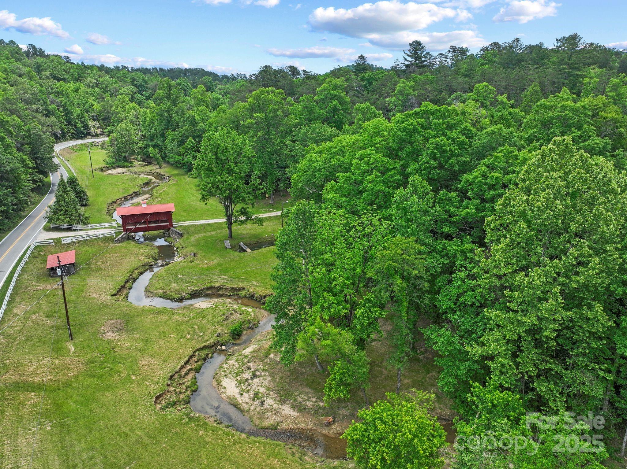 2517 Pine Cove Road Property Photo 8
