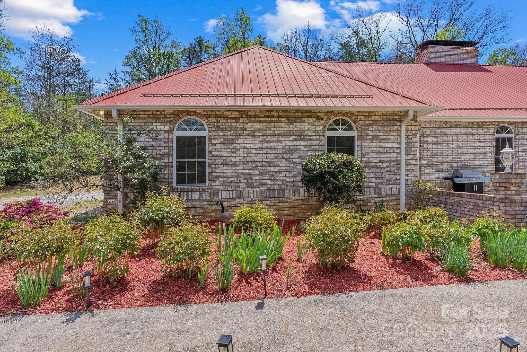 2517 Pine Cove Road Property Photo 11