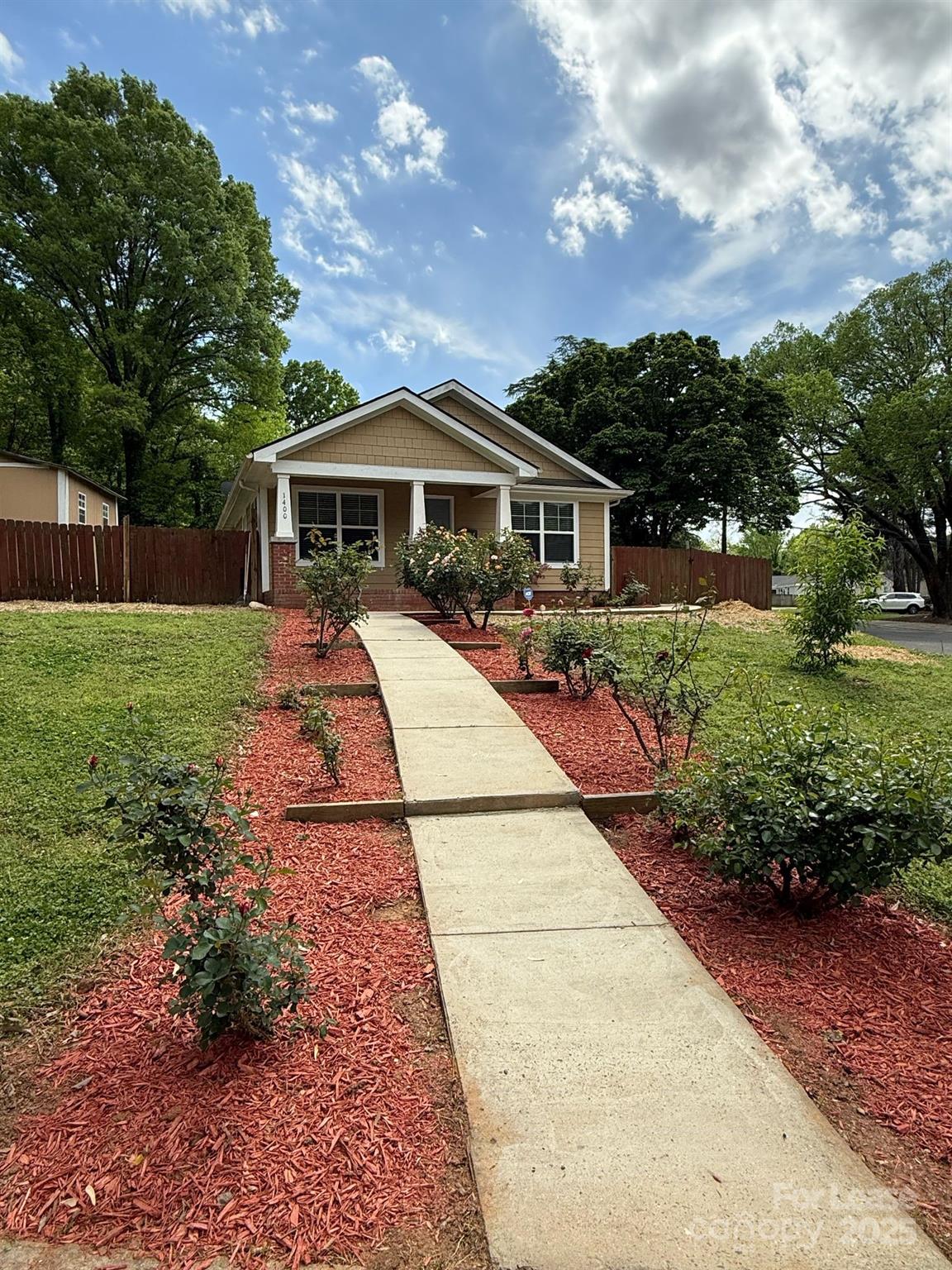 1400 Meadow Lane Property Photo