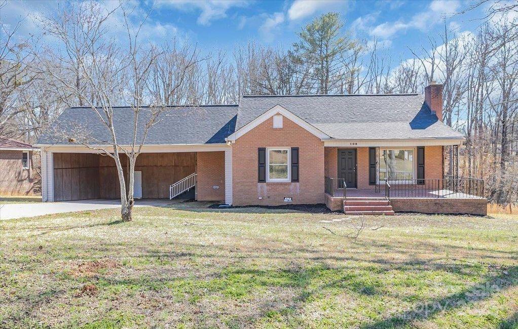 108 Calton Drive Property Photo