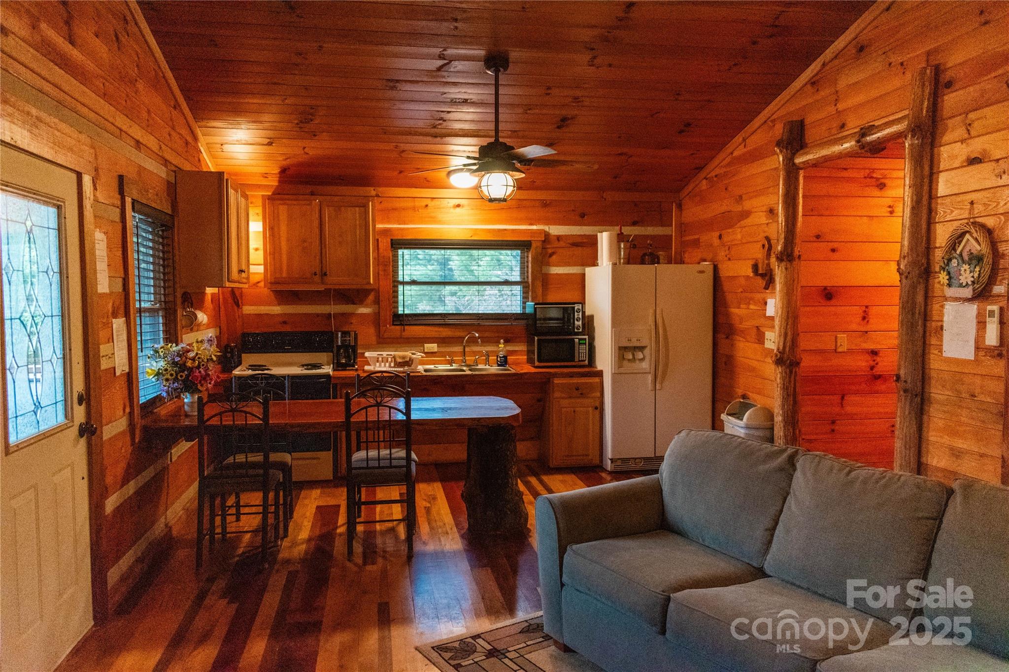 34 & 76 Lodge Cabin Lane Property Photo 22