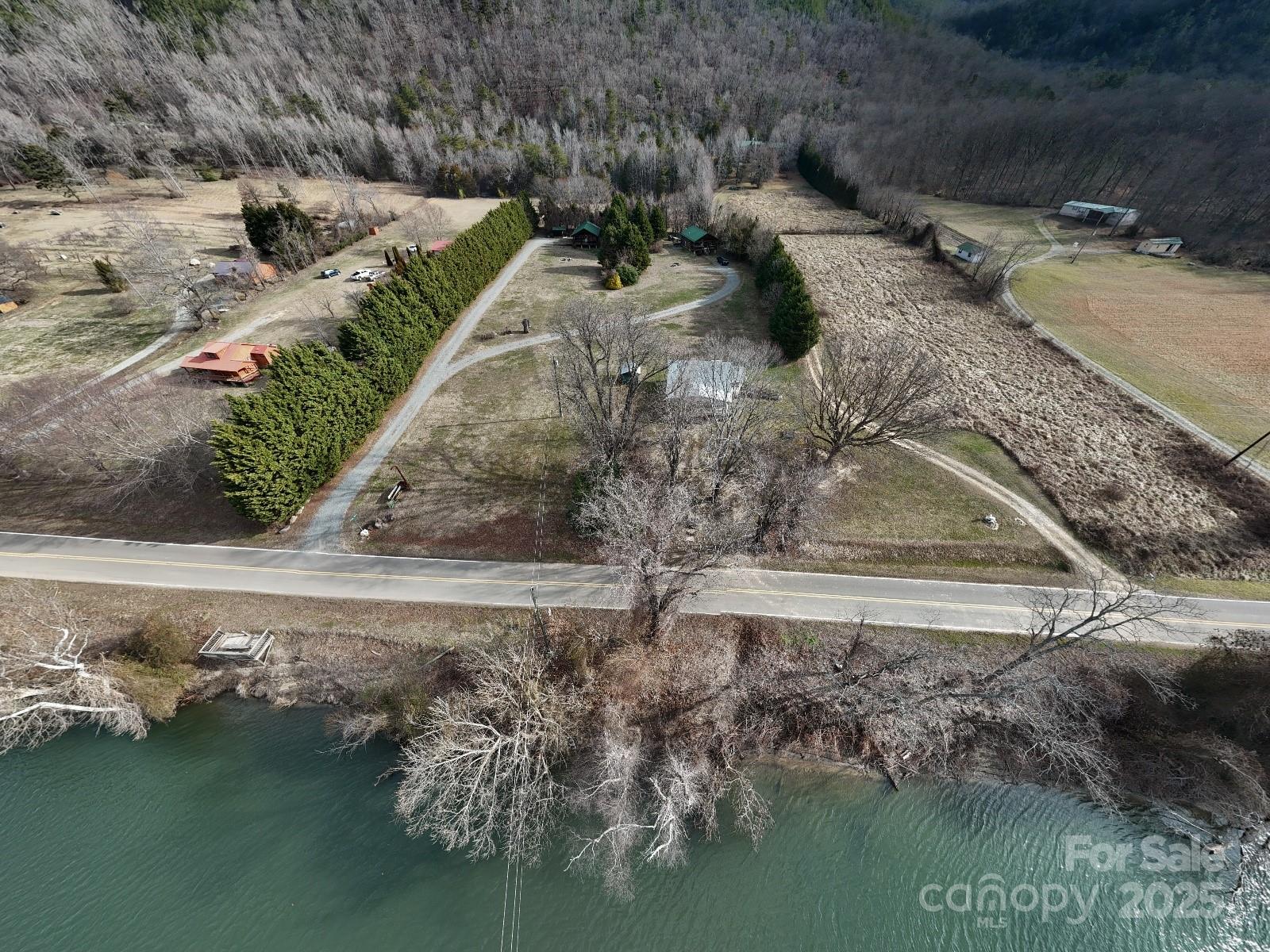 34 & 76 Lodge Cabin Lane Property Photo 39