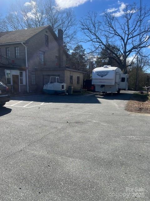 2200 S Cannon Boulevard Property Photo 4