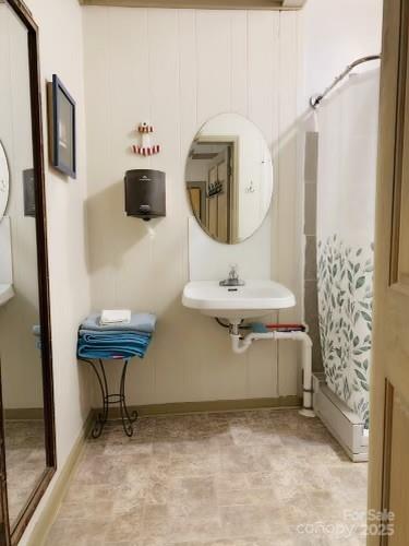 2200 S Cannon Boulevard Property Photo 33