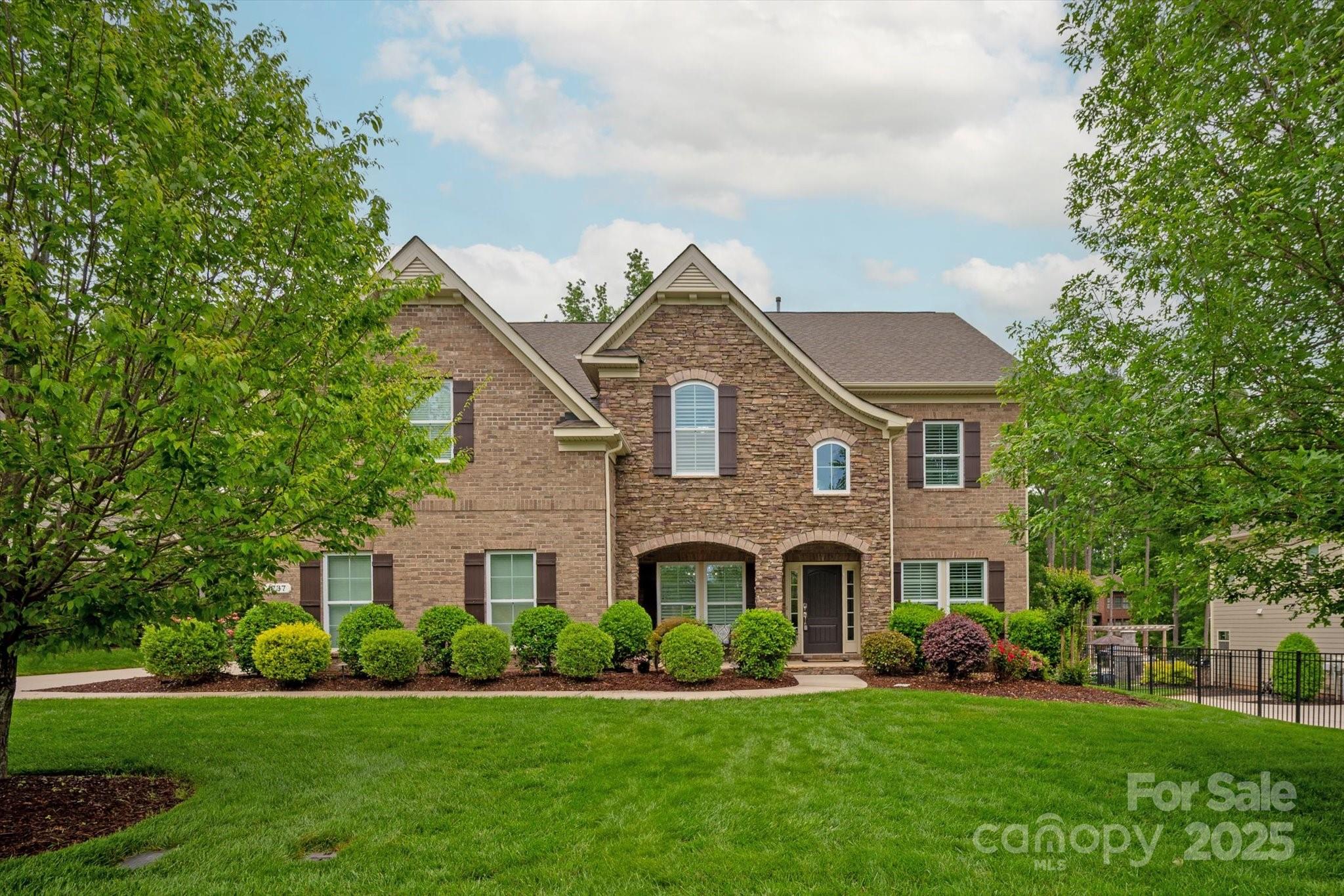 1737 Cavaillon Drive Property Photo