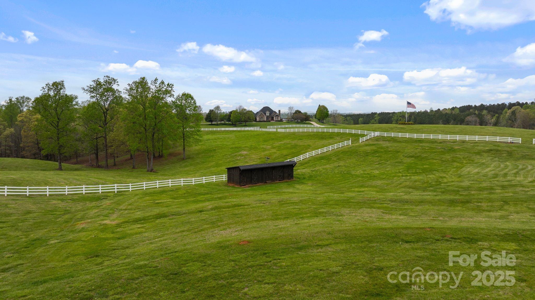 265 Phillip Henderson Road Property Photo 5