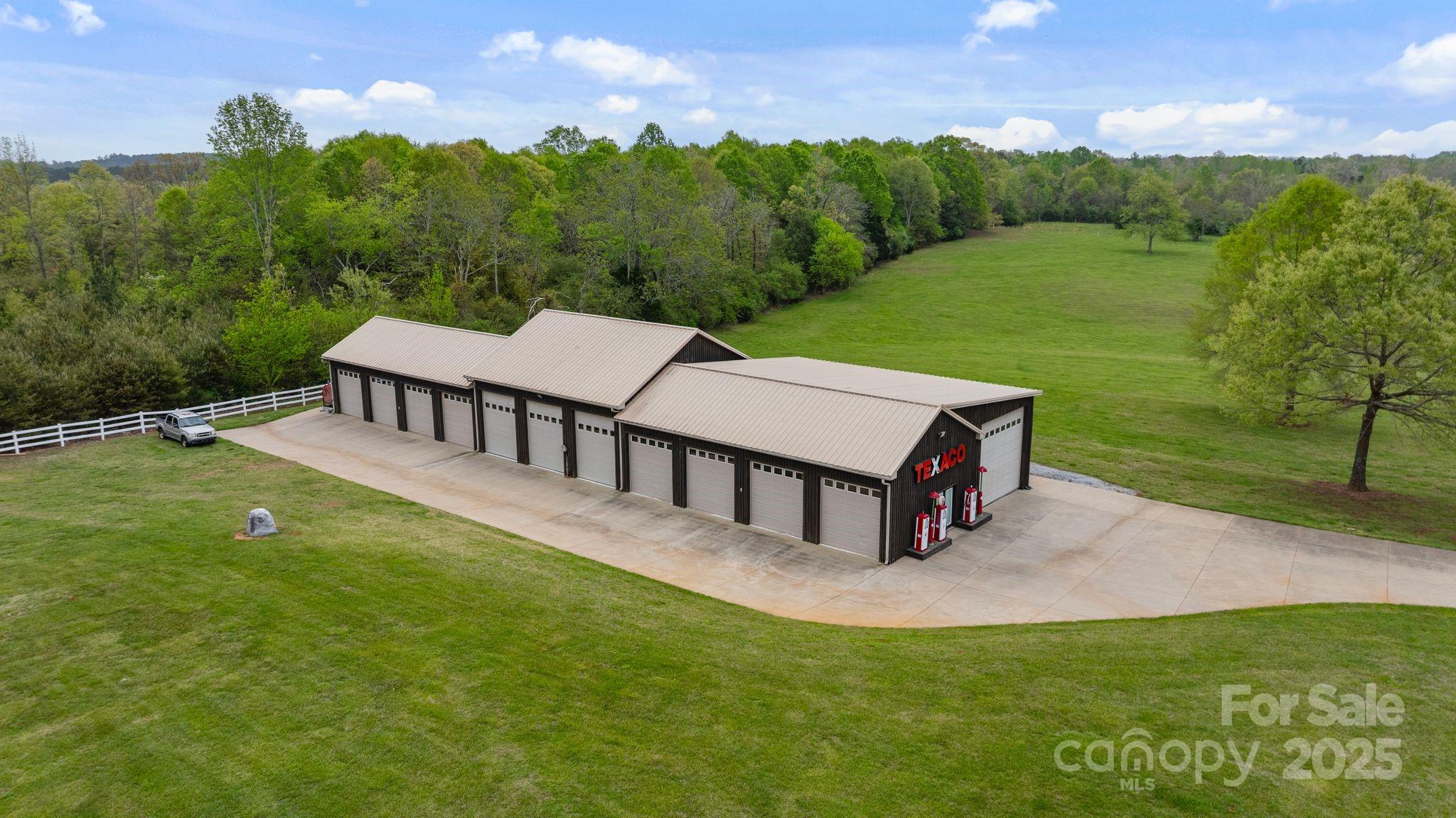 265 Phillip Henderson Road Property Photo 6