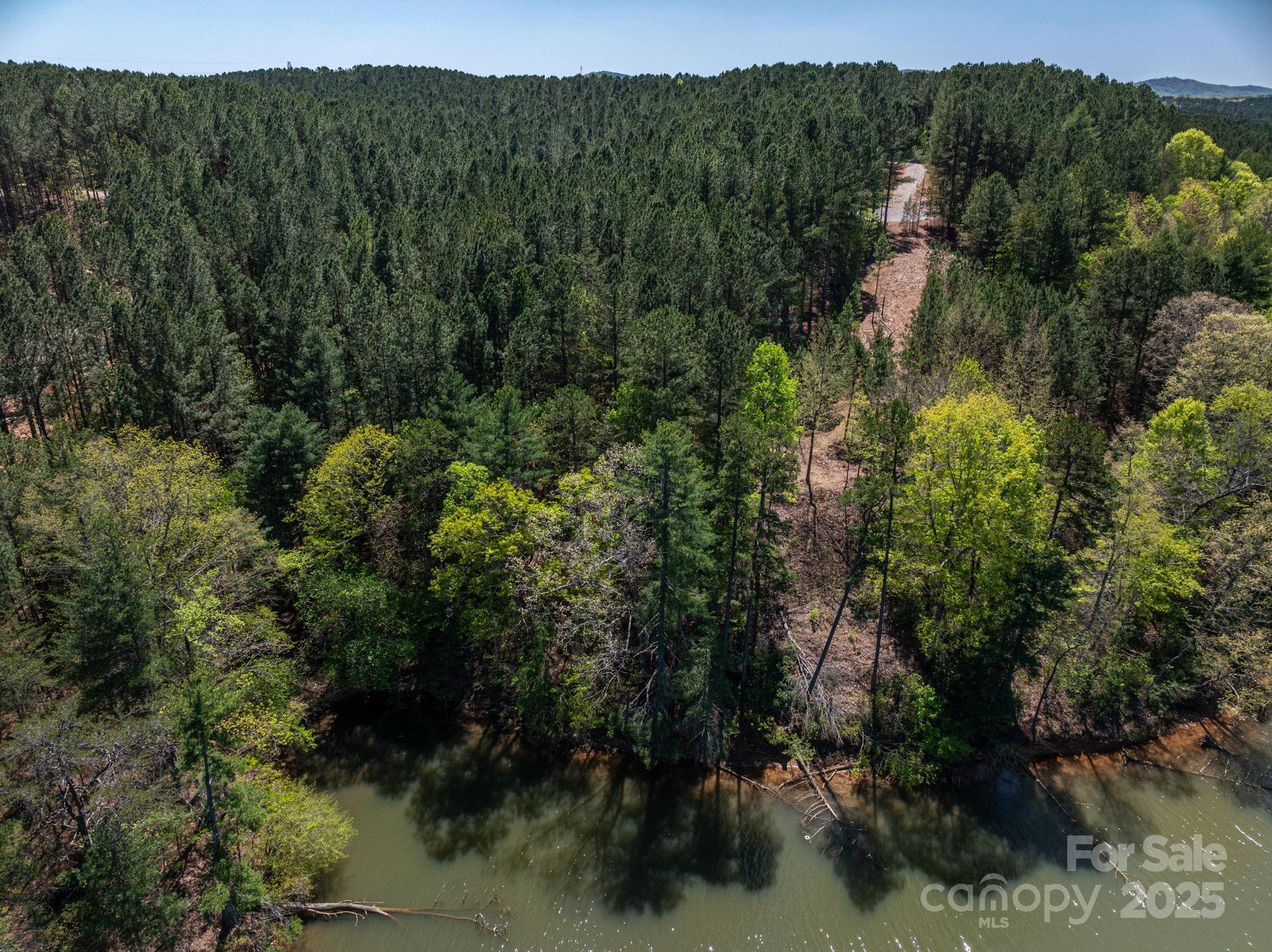 1236 Boardwalk Drive Property Photo 14