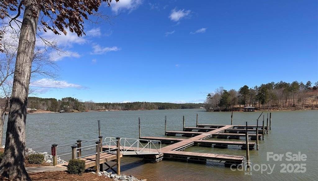 1236 Boardwalk Drive Property Photo 26