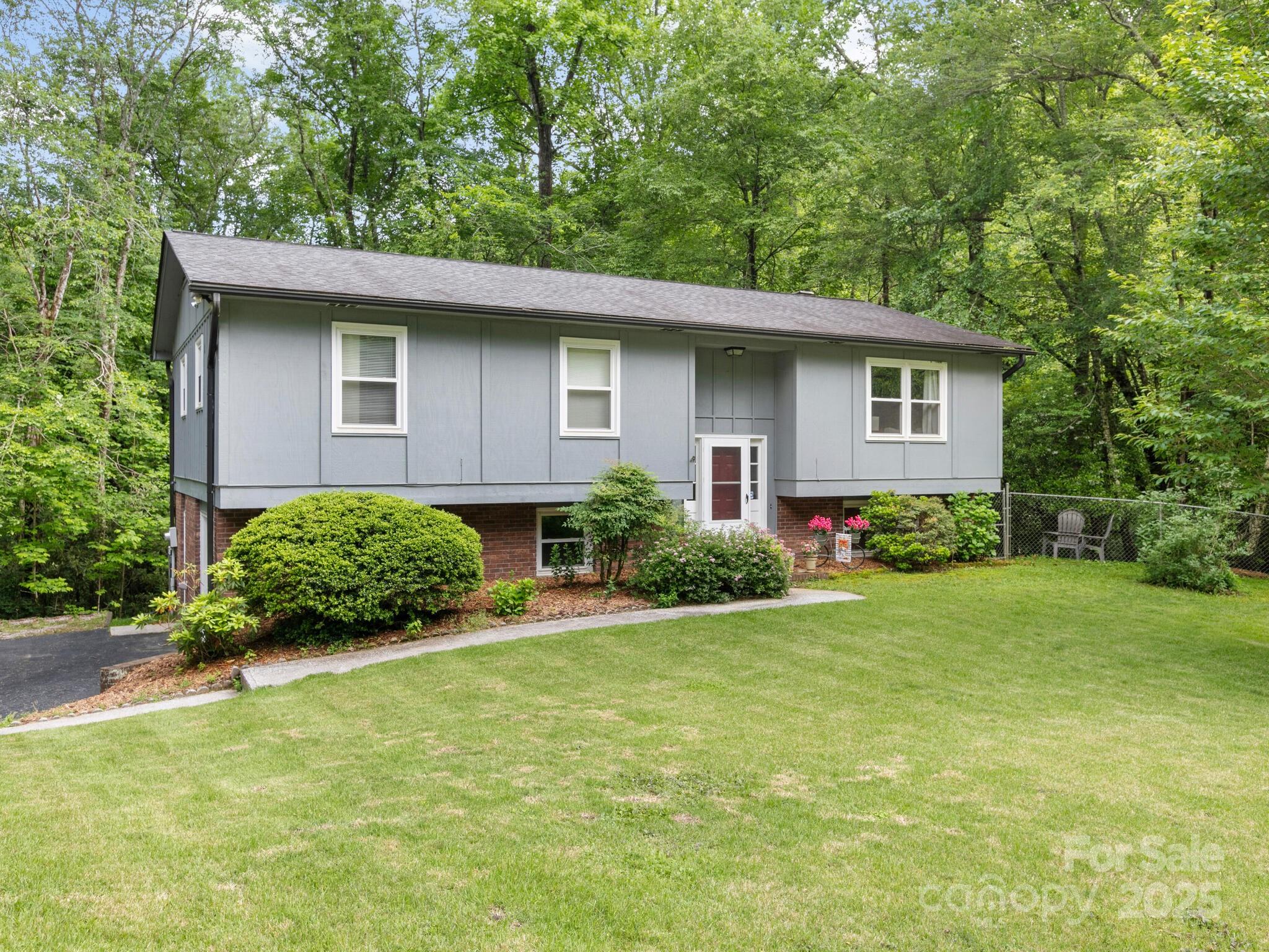 1 Laurel Forest Drive Property Photo 1