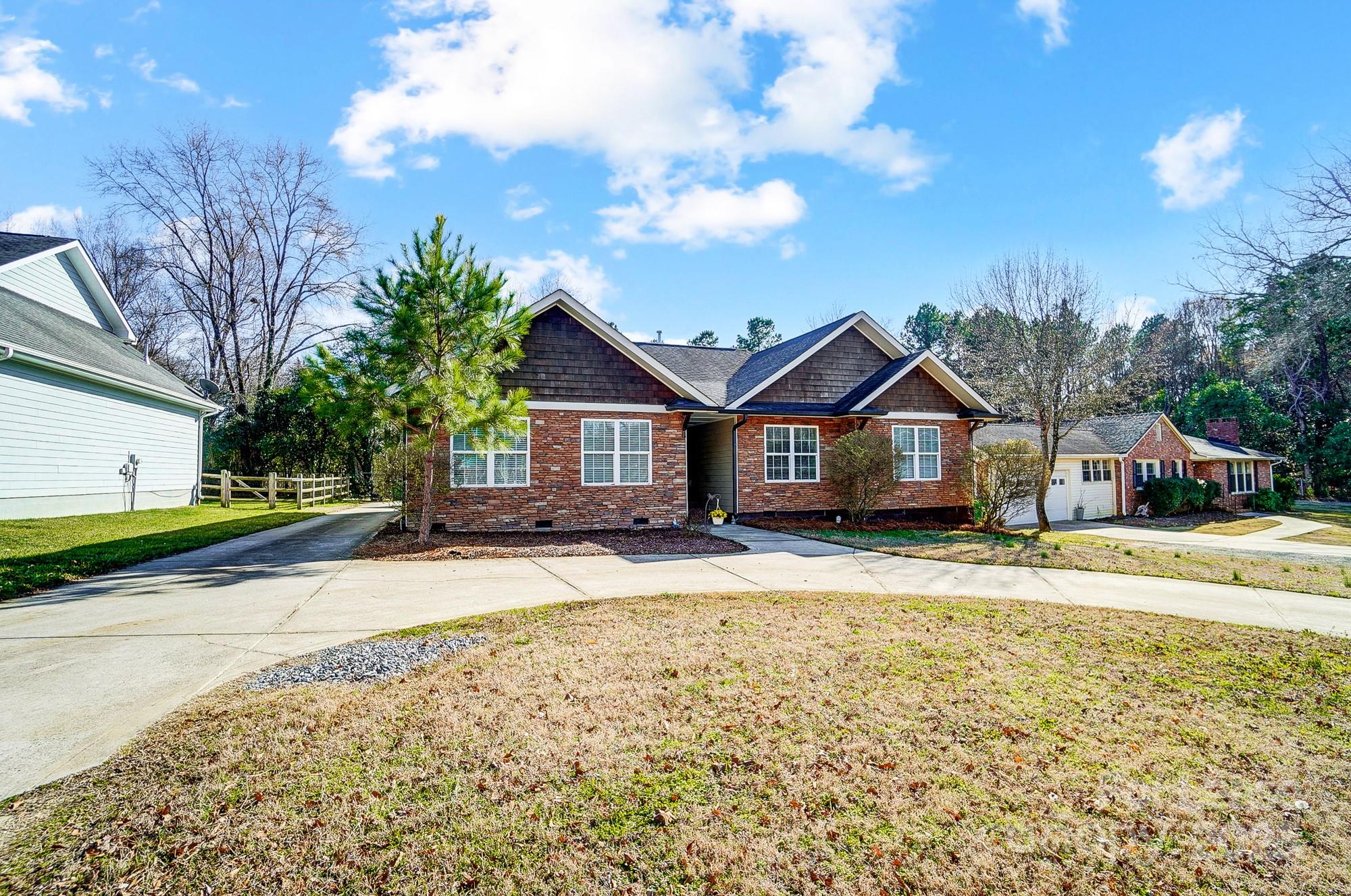 6618 Alexander Road Property Photo