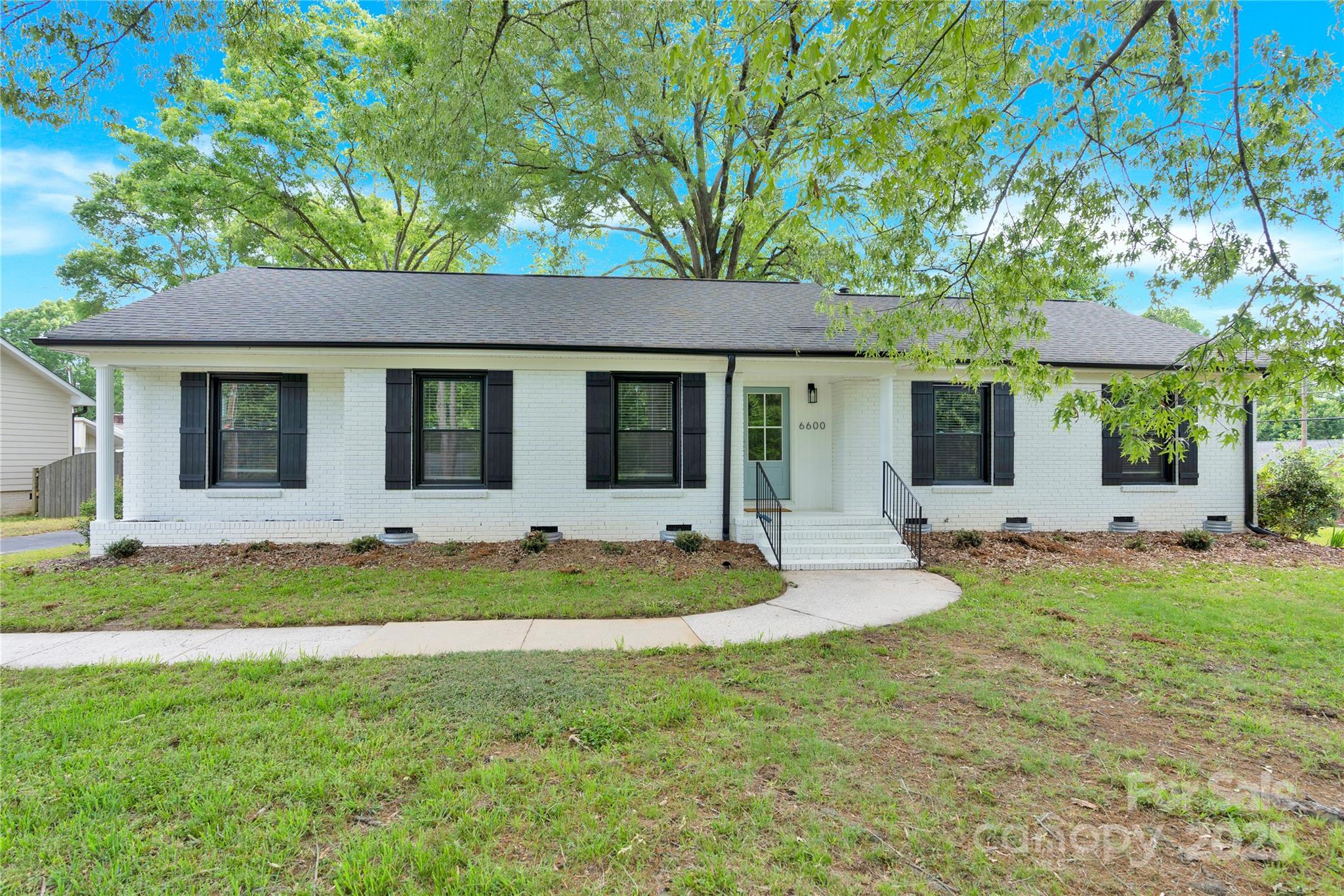 6600 Knightswood Drive Property Photo 1