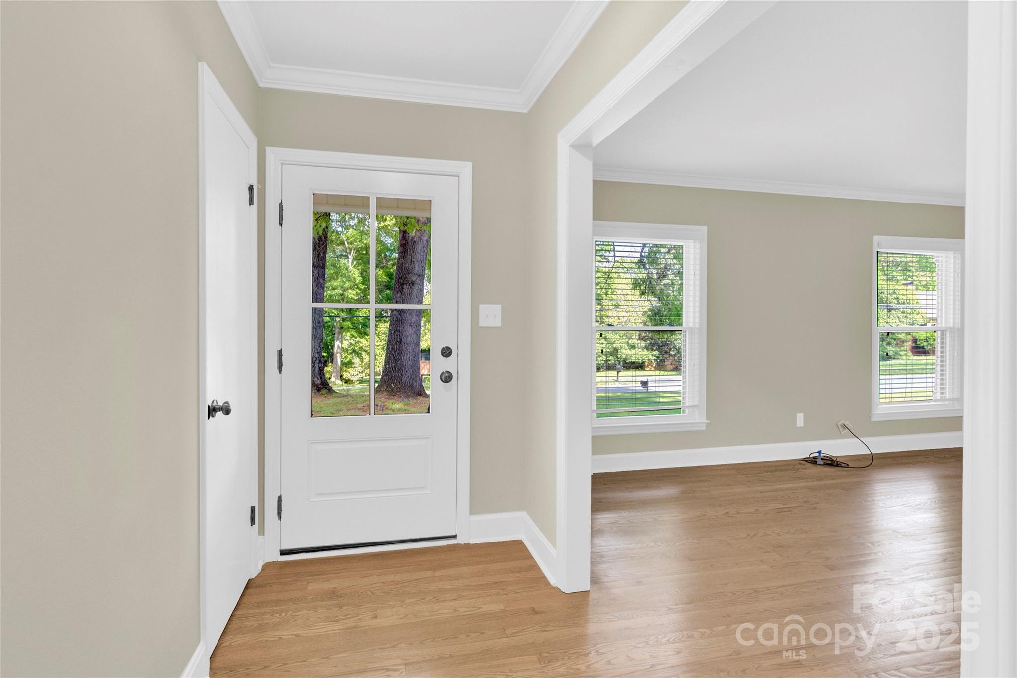 6600 Knightswood Drive Property Photo 7