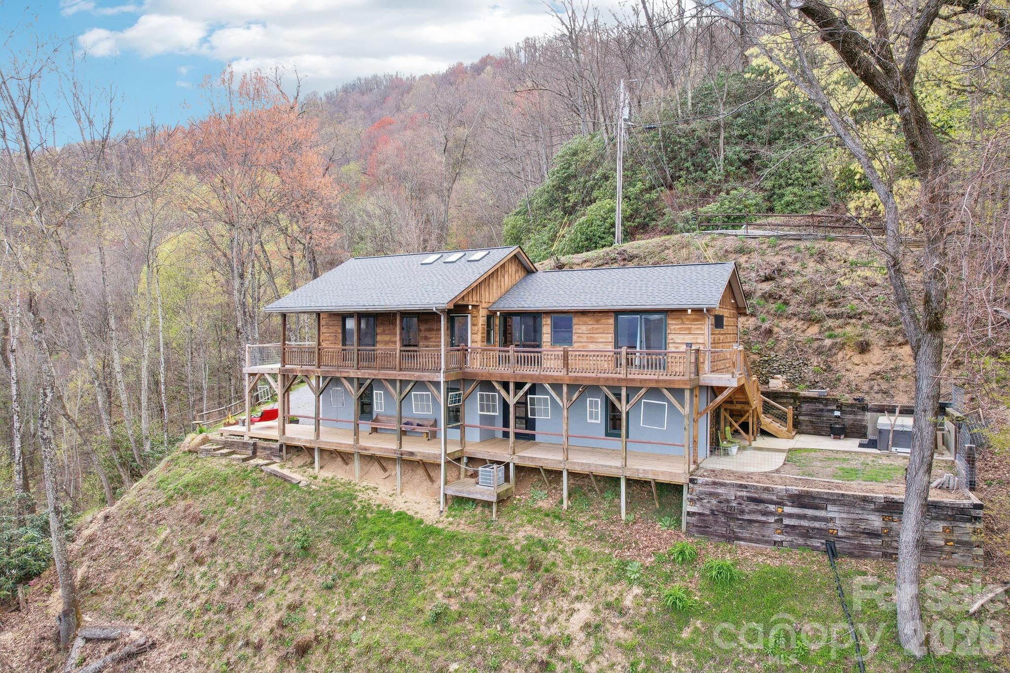 1426 Setzer Cove Road Property Photo 3