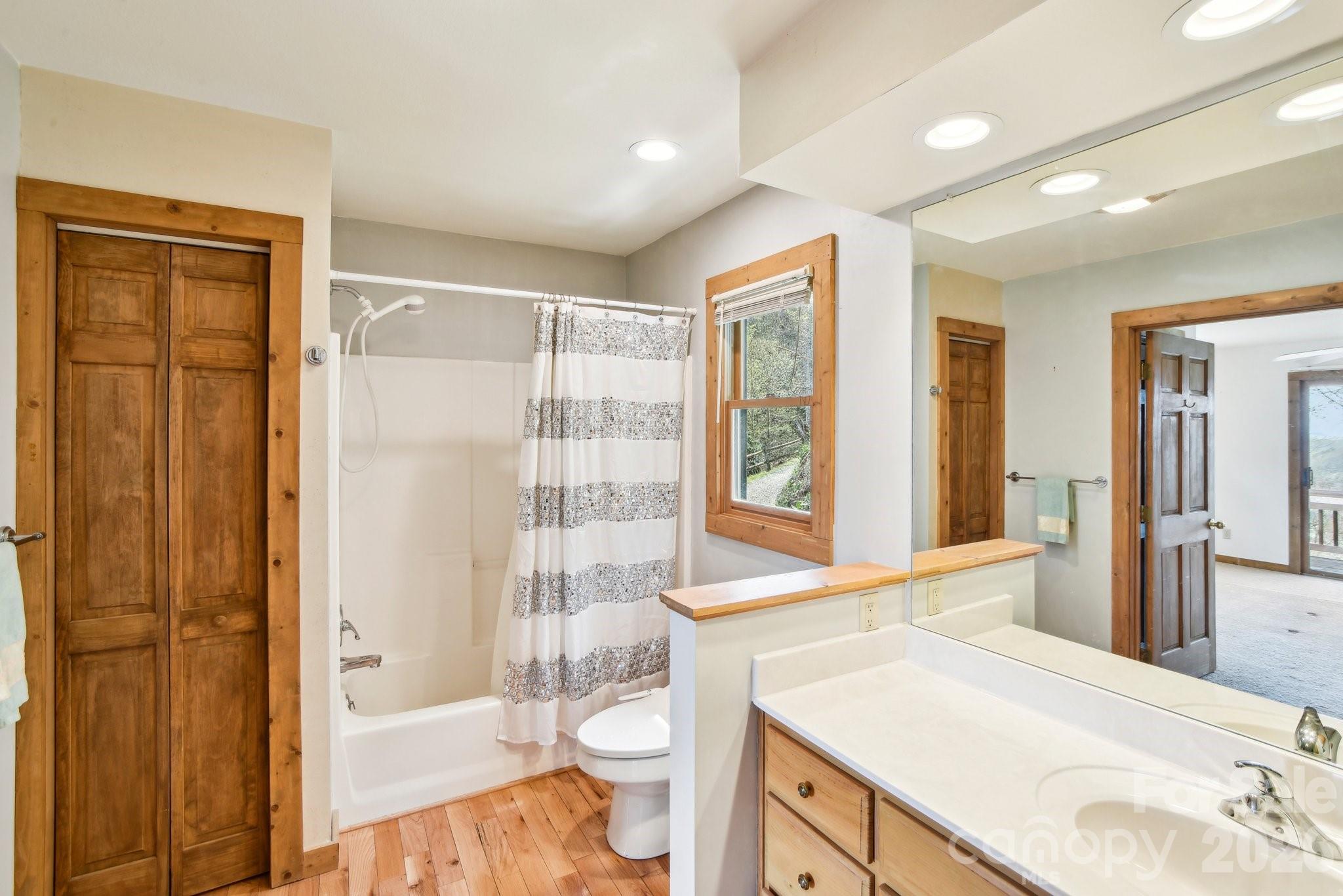 1426 Setzer Cove Road Property Photo 25