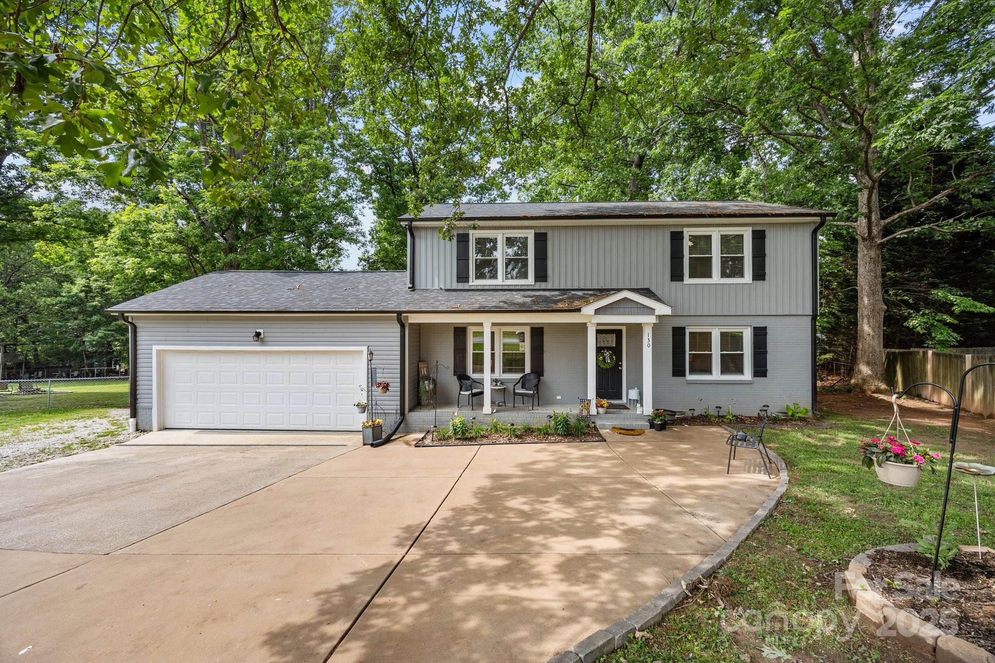 130 Cherokee Lane Property Photo 1