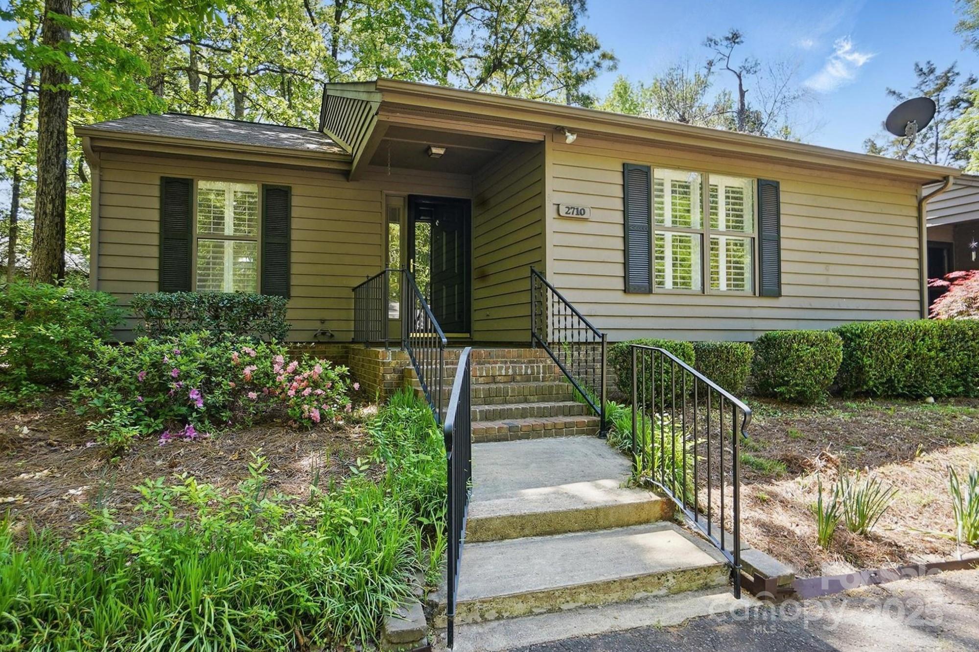 2710 Red Bud Lane Property Photo