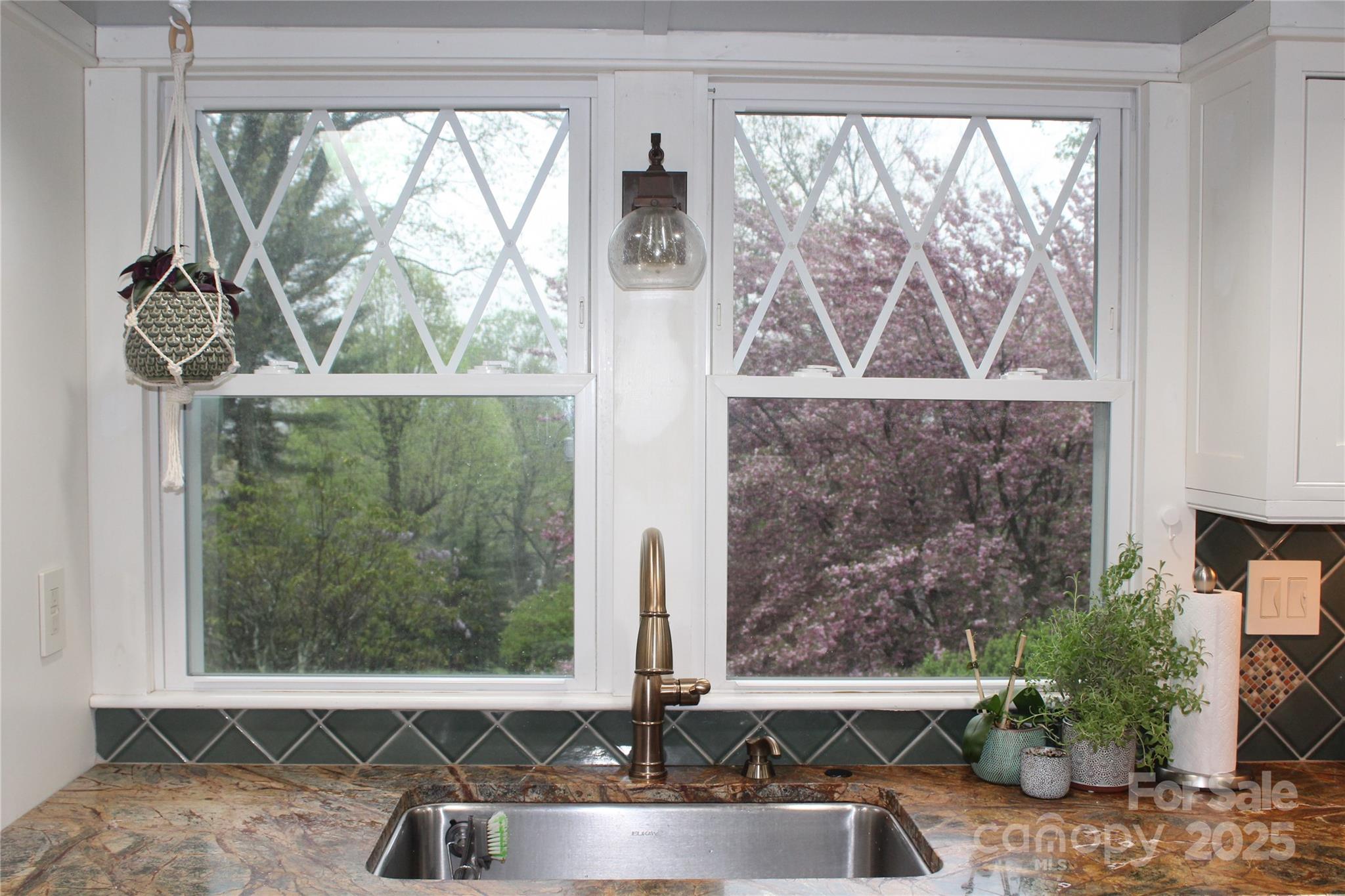 242 Birch Lane Property Photo 13