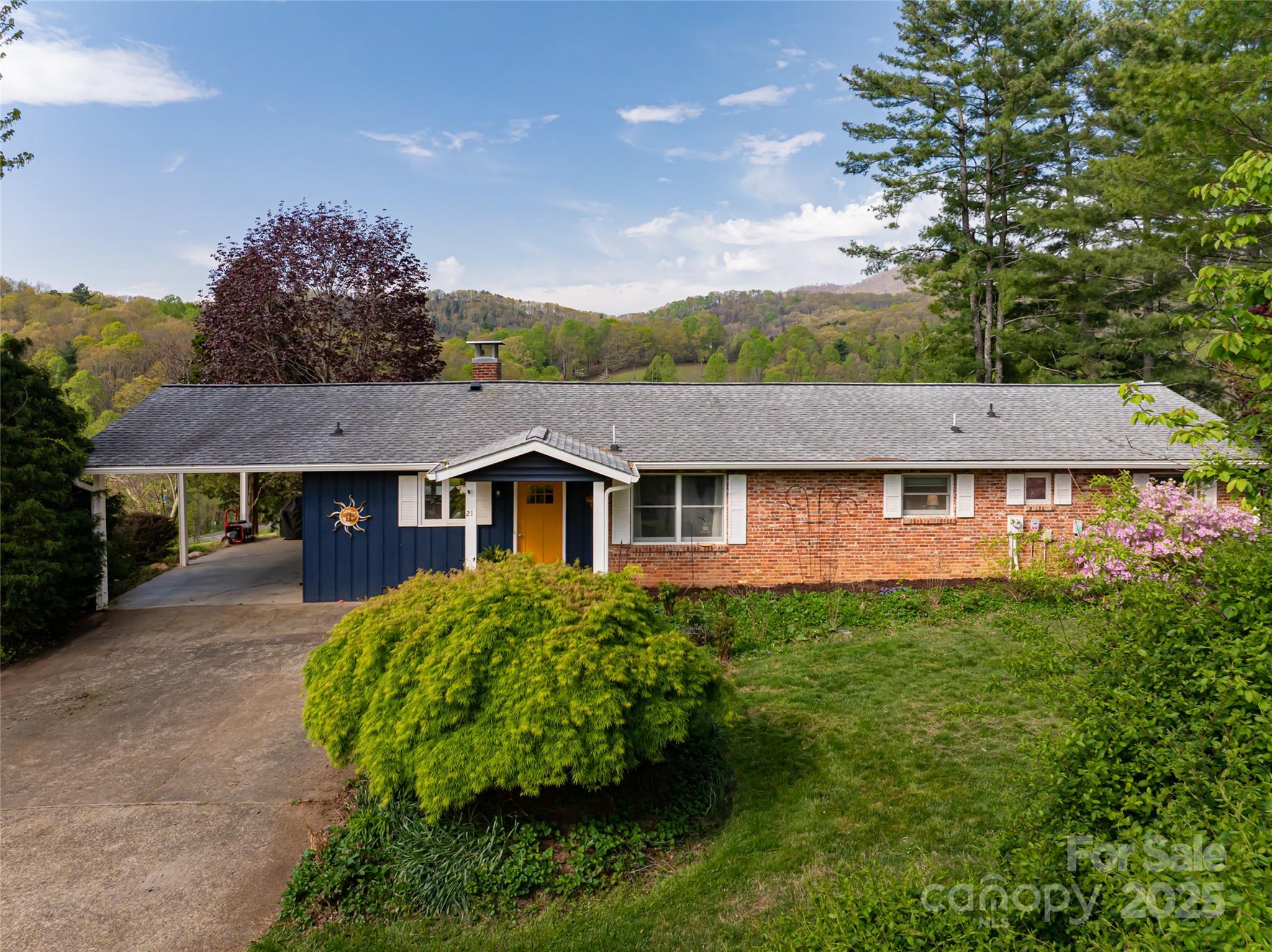 Buncombe Real Estate Listings Main Image