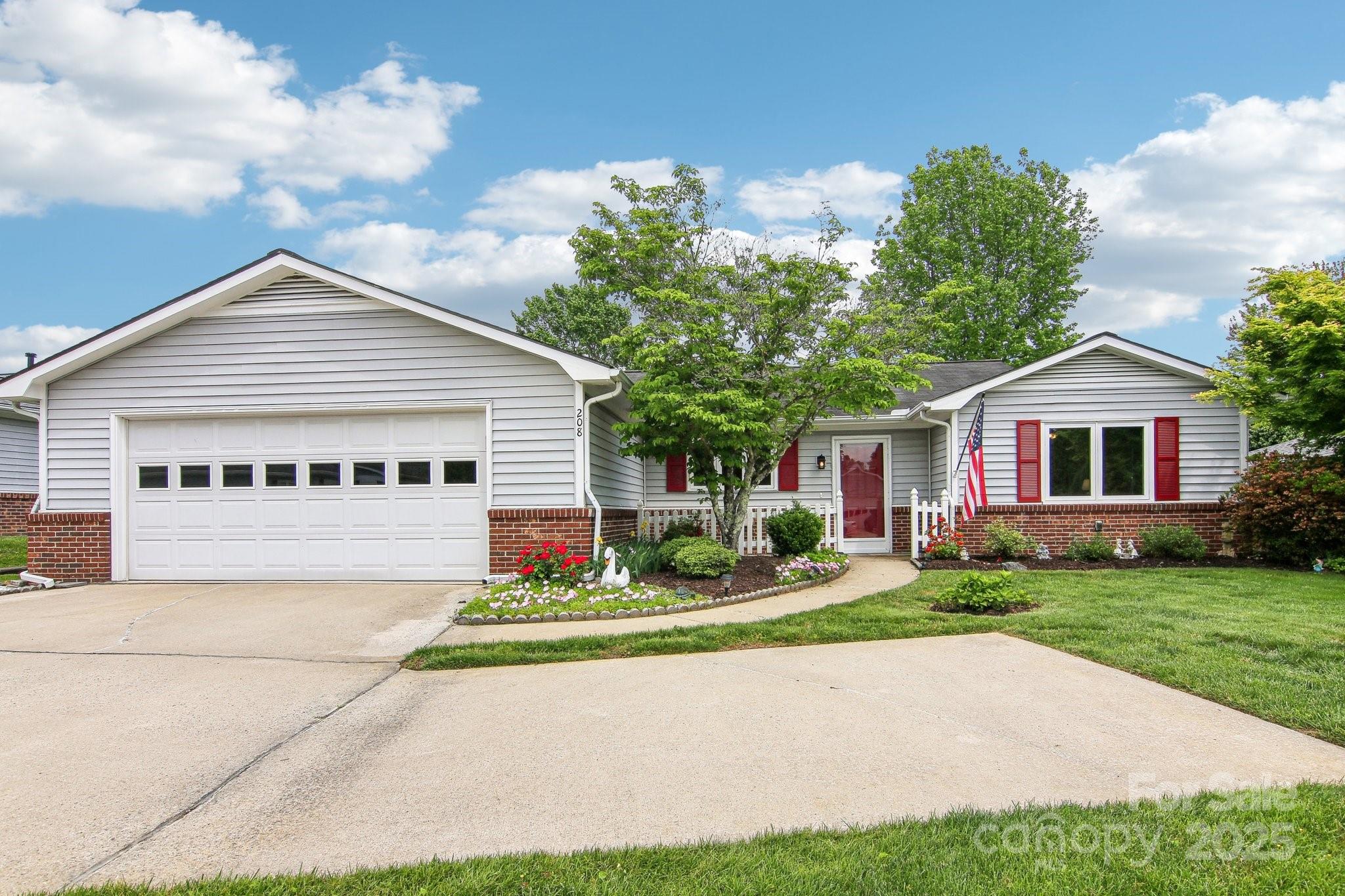 208 Dartcrest Drive Property Photo