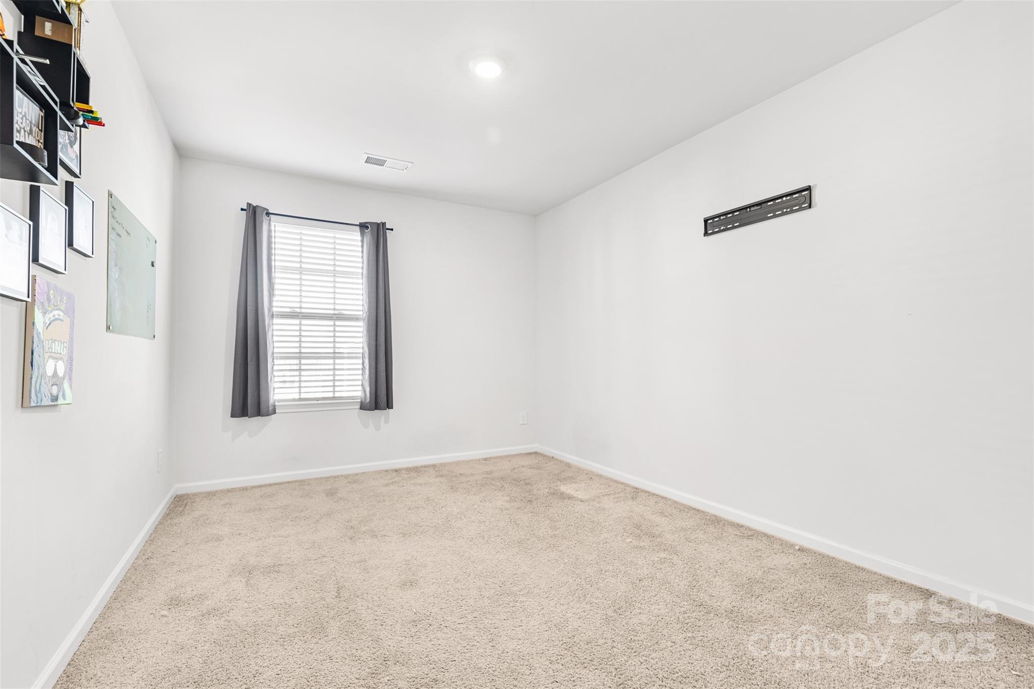 2120 Redstone Drive Property Photo 10